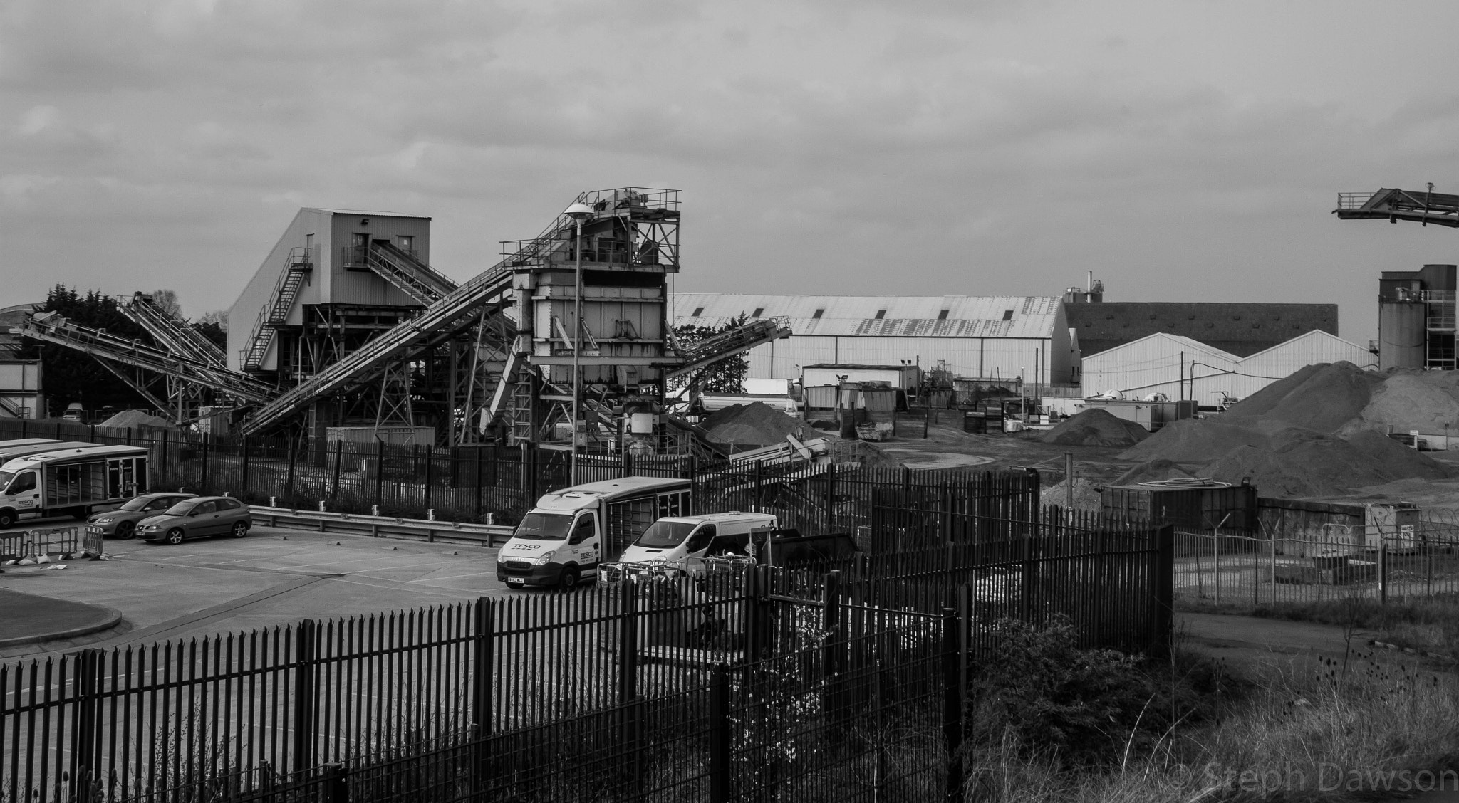 Canon EF-S 17-85mm F4-5.6 IS USM sample photo. Landscape of industry photography