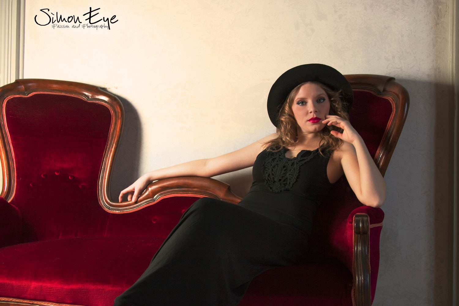 Canon EOS 750D (EOS Rebel T6i / EOS Kiss X8i) sample photo. Francesca's relax photography