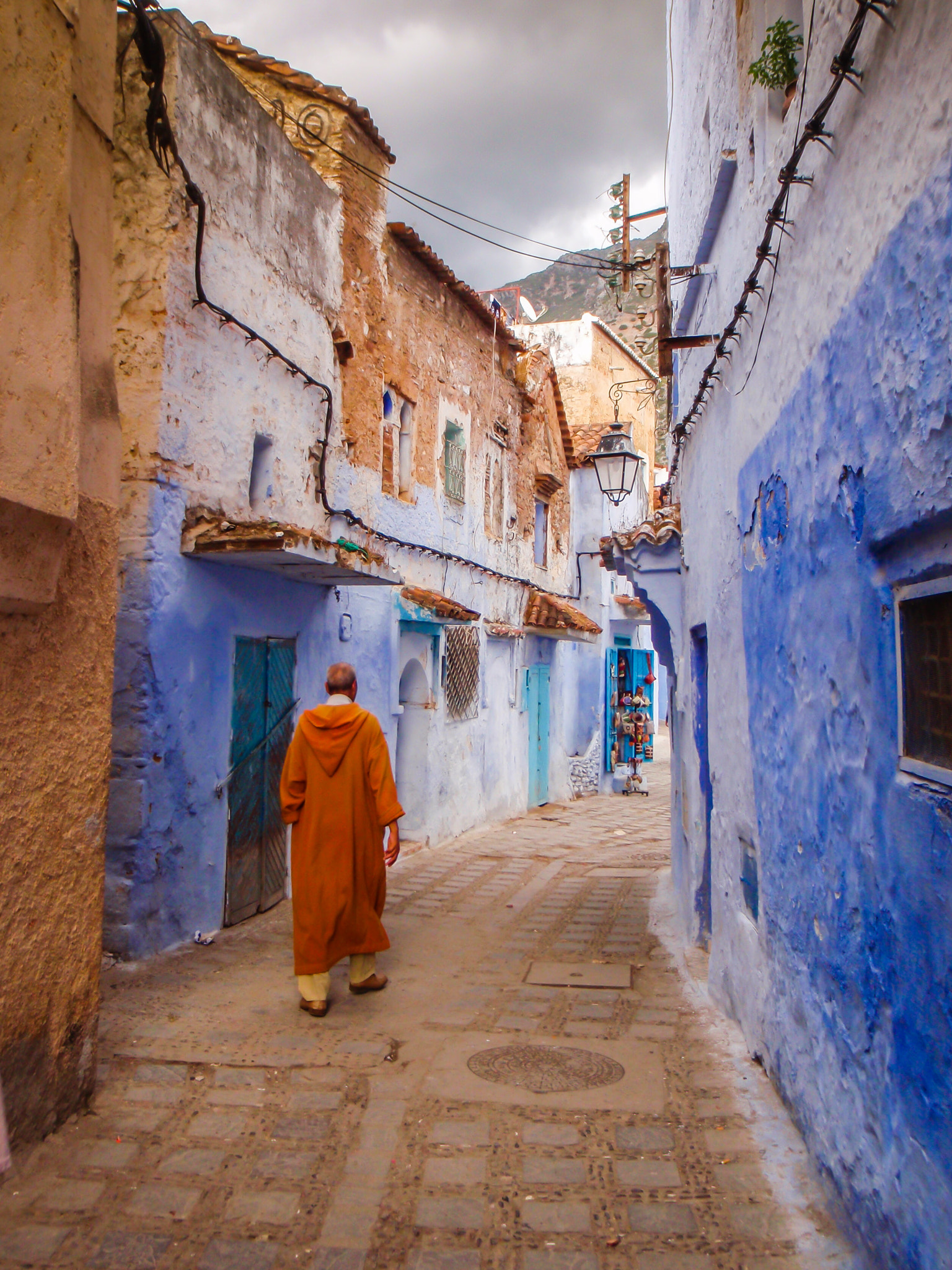 Olympus u1030SW,S1030SW sample photo. Strolling in blue chefchaouen photography