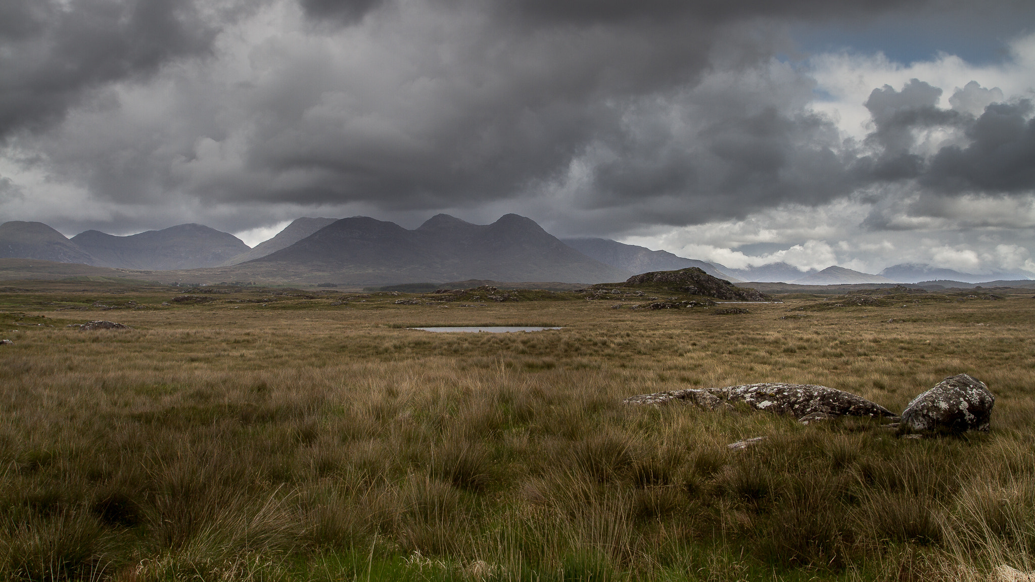 Tamron SP AF 17-50mm F2.8 XR Di II LD Aspherical (IF) sample photo. Connemara photography