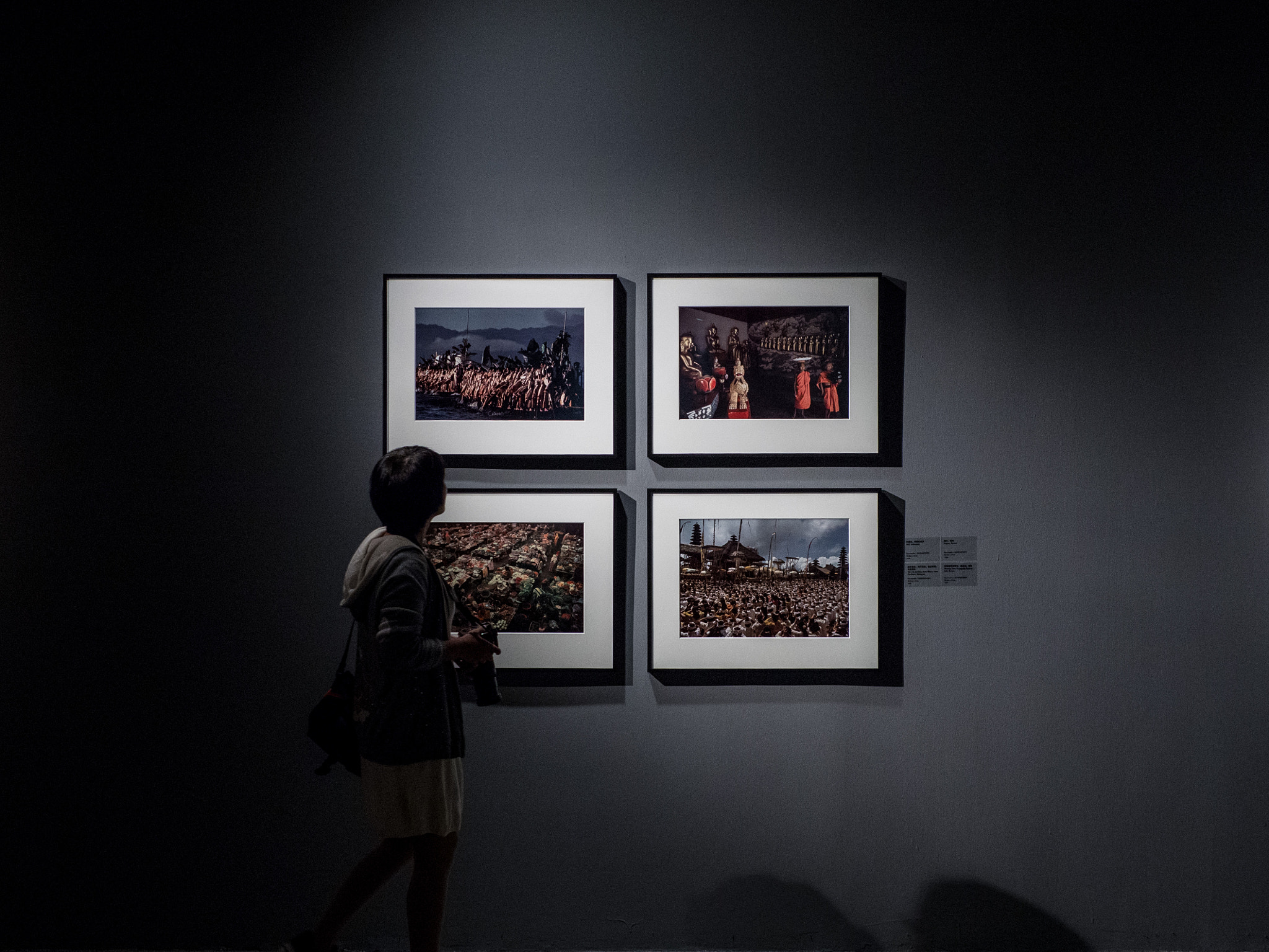 Olympus OM-D E-M10 II + Panasonic Leica DG Summilux 25mm F1.4 II ASPH sample photo. Glimpse photography