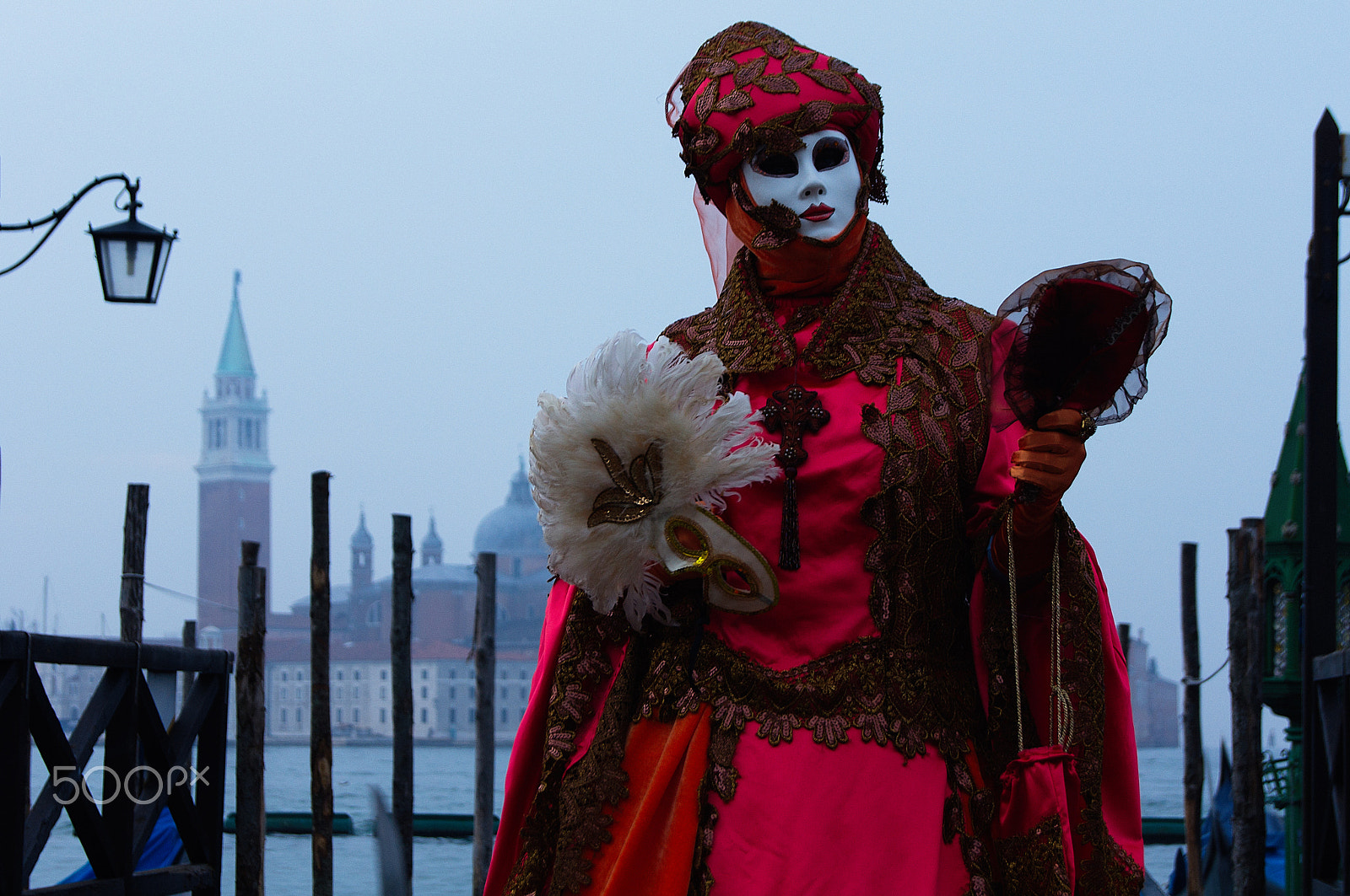 Sony SLT-A55 (SLT-A55V) sample photo. Venetian carnival in red photography