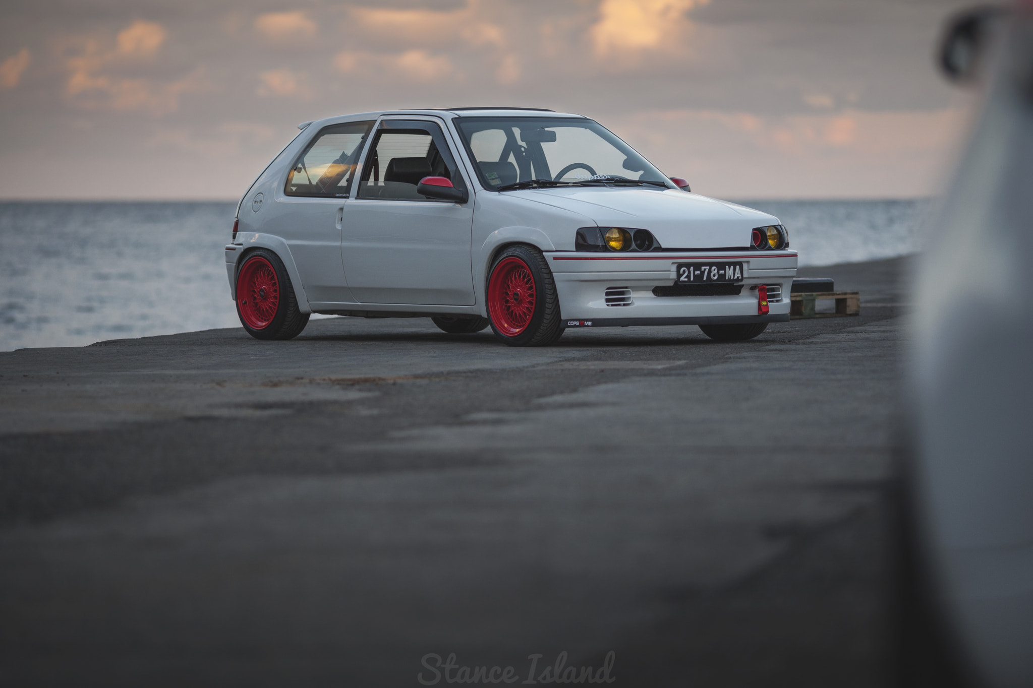 Canon EF 135mm F2L USM sample photo. Peugeot 106 rallye photography