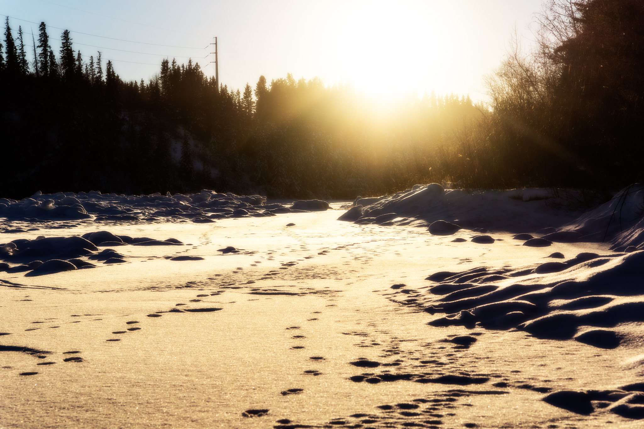 Sony SLT-A77 sample photo. Red deer river photography