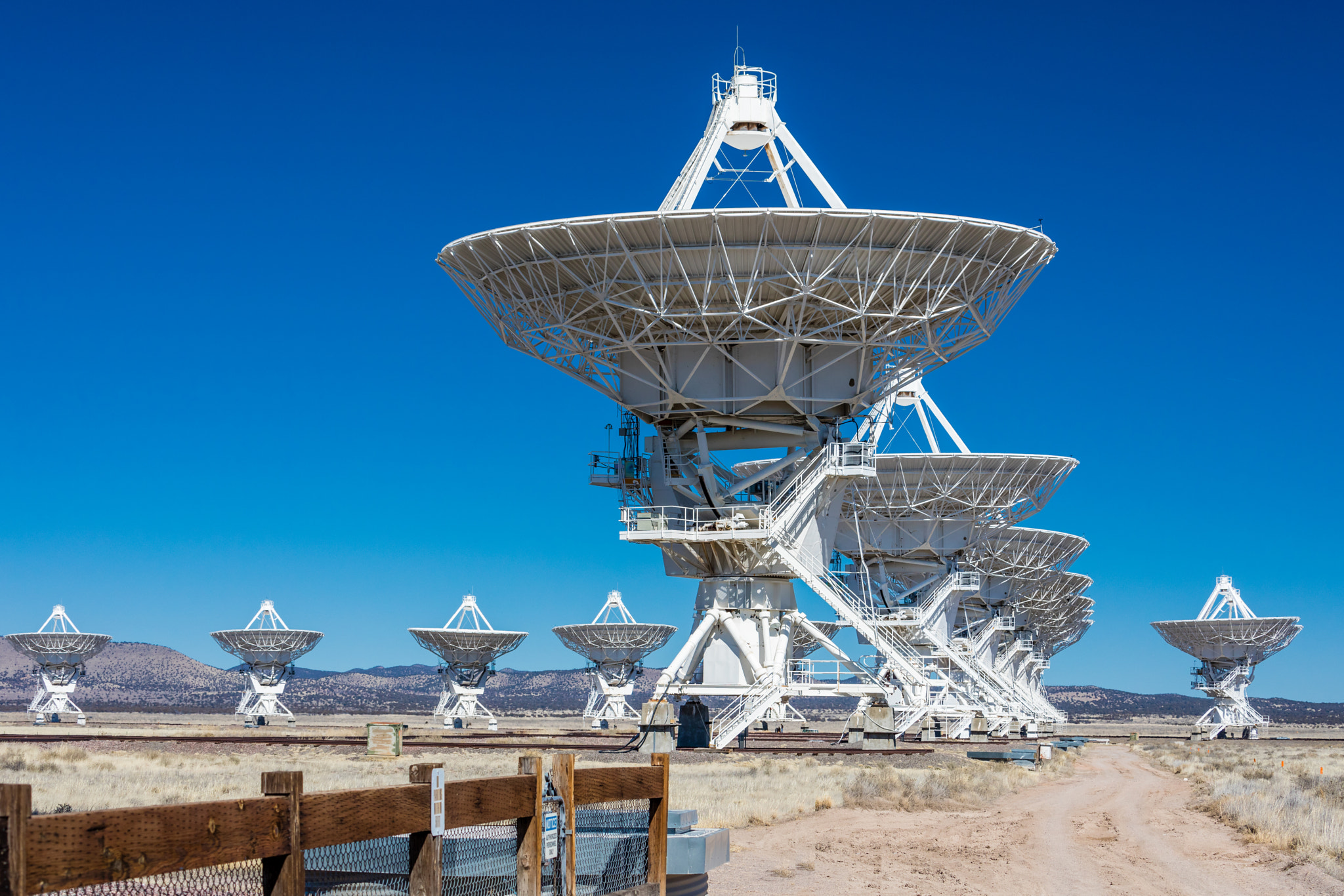 Canon EF 70-300mm F4-5.6L IS USM sample photo. Nm-vla-karl g. jansky very large array (vla) photography