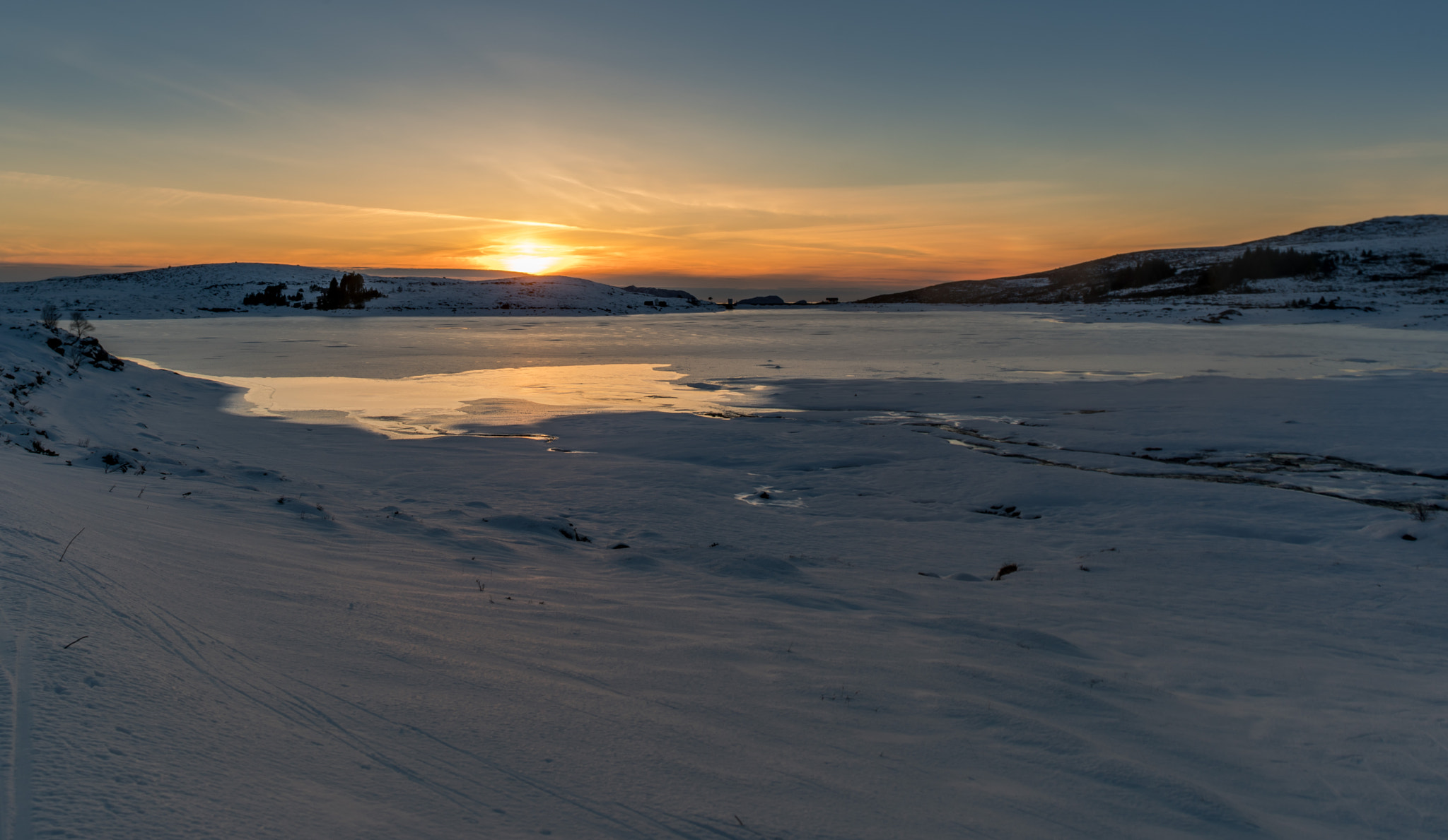 Canon TS-E 24mm f/3.5L sample photo. Winter evenings photography