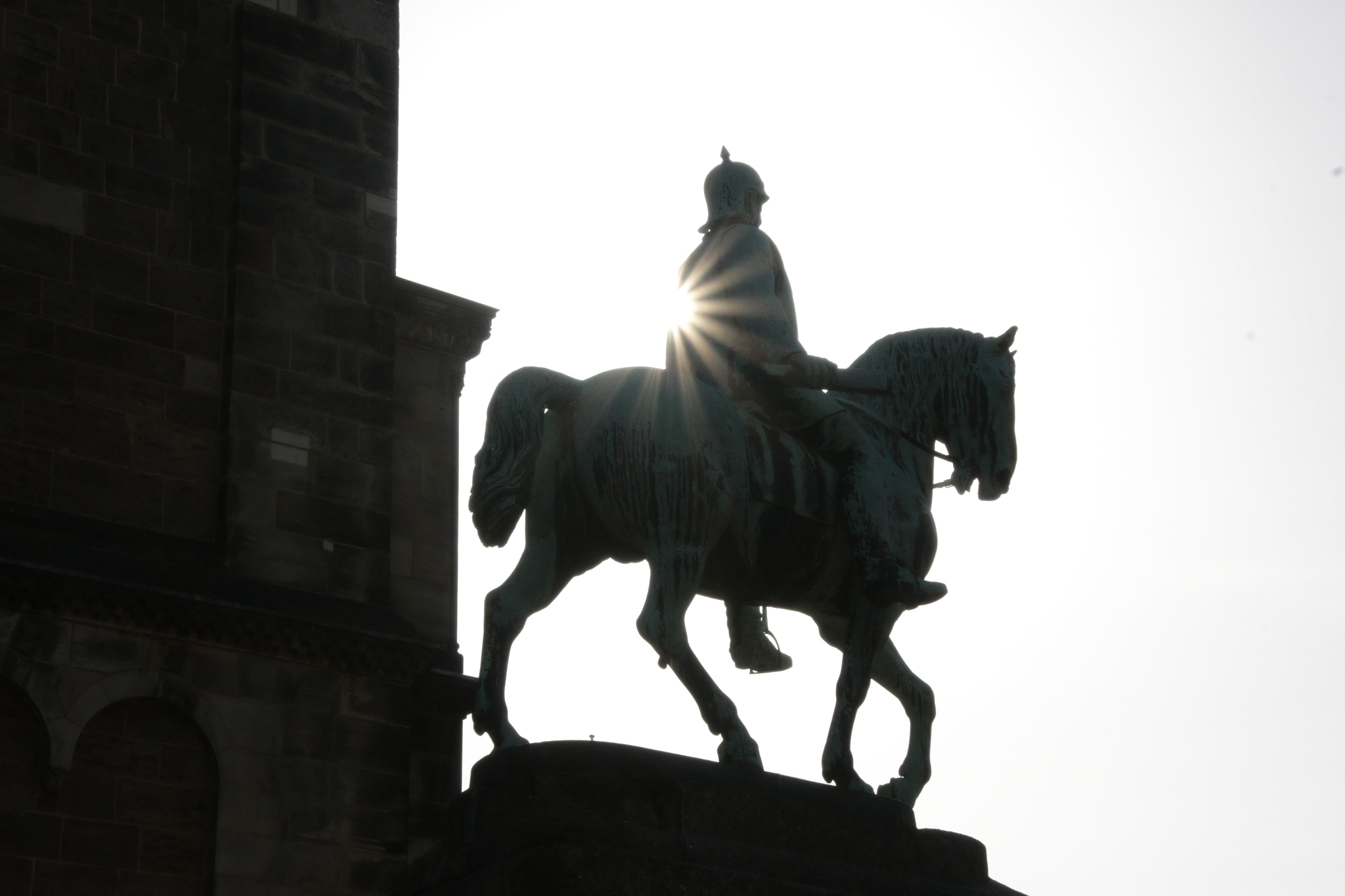 Sigma 18-250mm F3.5-6.3 DC OS HSM sample photo. Bismarck, former chancelor of the german reich (bremen old town) photography