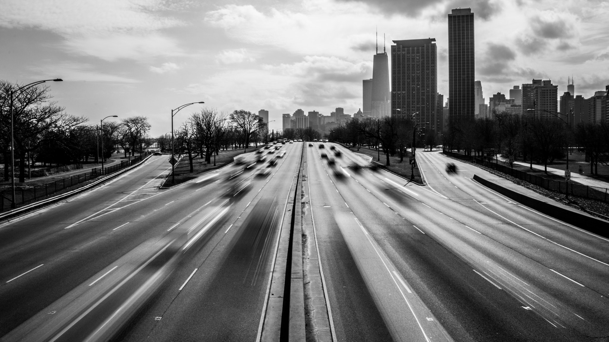 Sony a7R + Sony FE 24-240mm F3.5-6.3 OSS sample photo. Speeding on highway photography