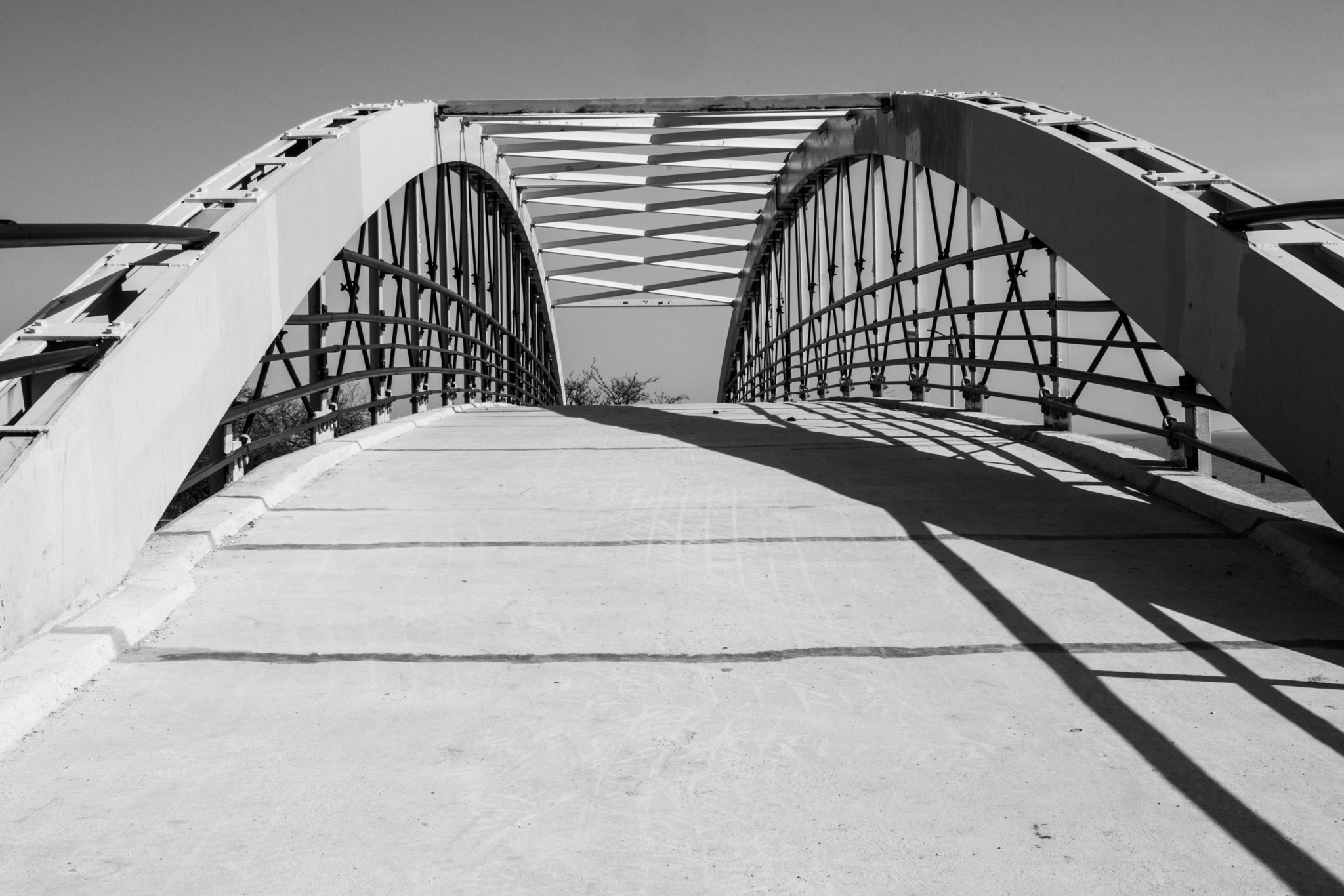 Sony a7R sample photo. Arch over the highway photography