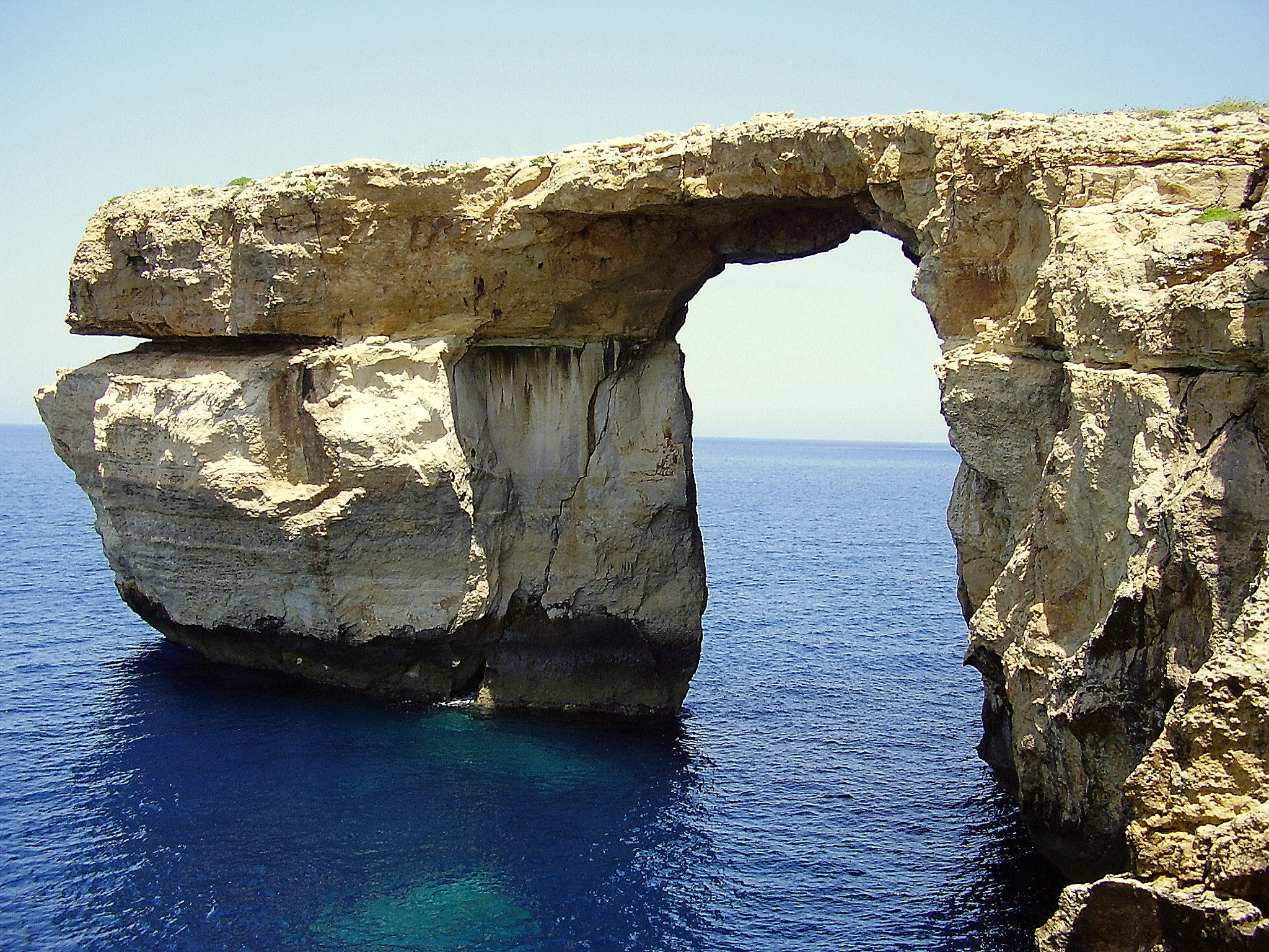 Olympus X450,D535Z,C370Z sample photo. Azure window photography