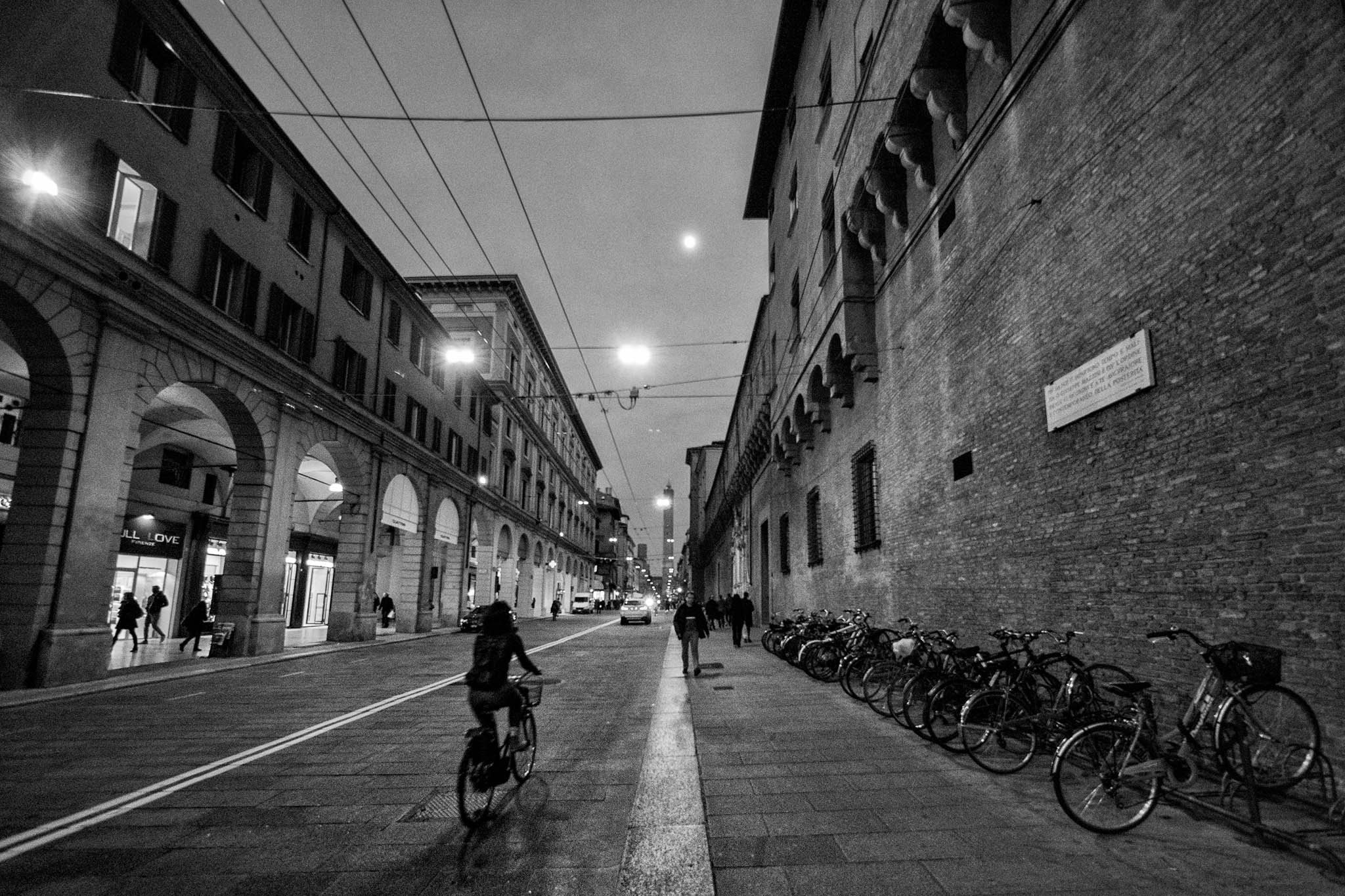 Olympus OM-D E-M1 + Panasonic Lumix G Vario 7-14mm F4 ASPH sample photo. Bologna... photography