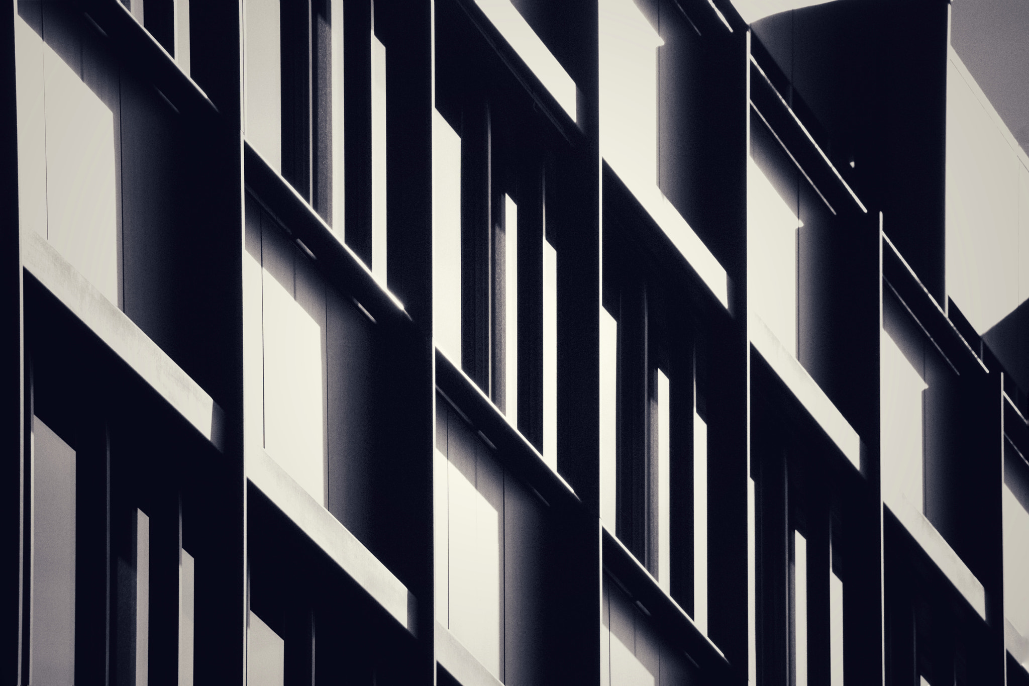 Sigma 18-250mm F3.5-6.3 DC OS HSM sample photo. New modern building detail in bremen photography