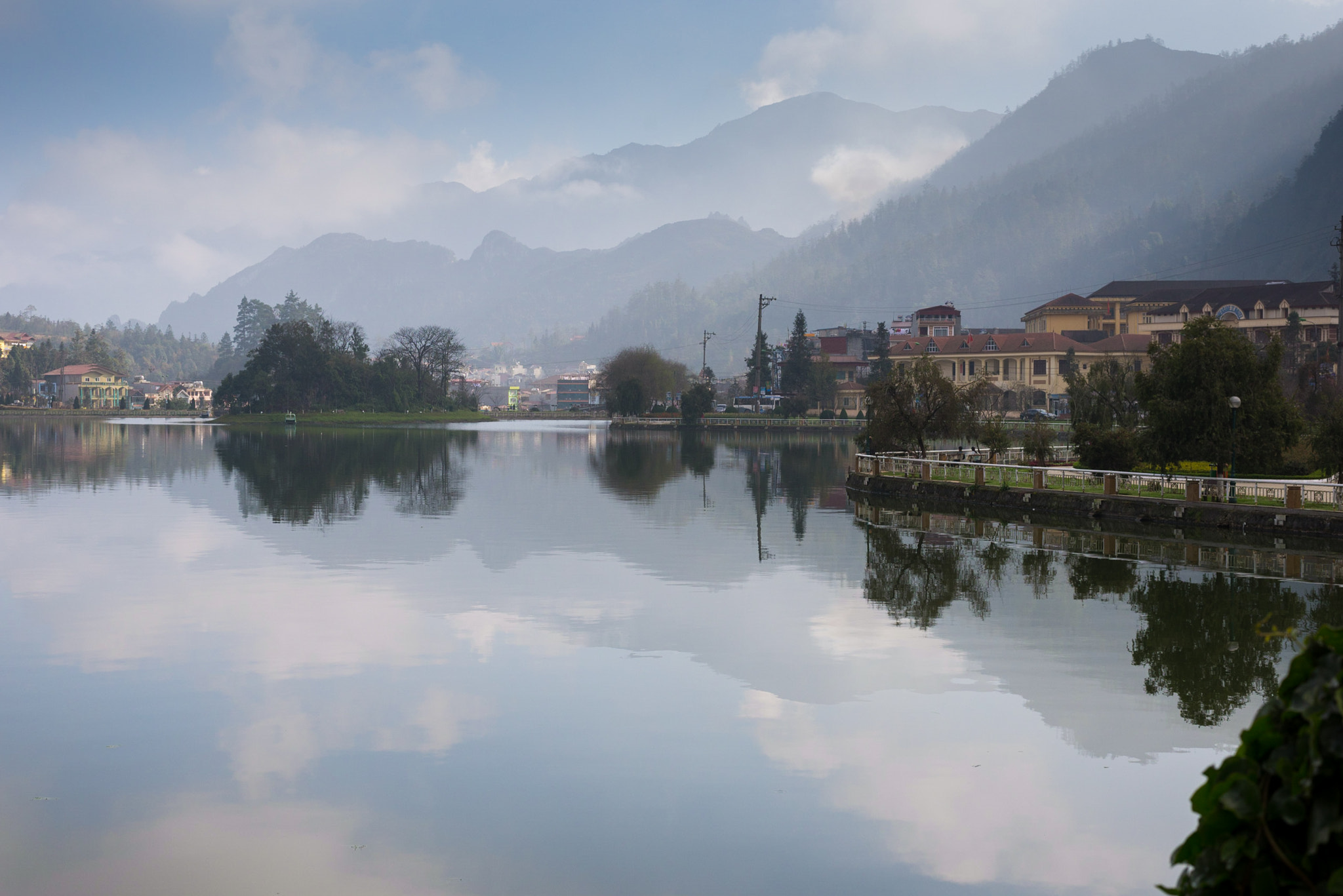 Nikon D600 sample photo. Sapa lake photography