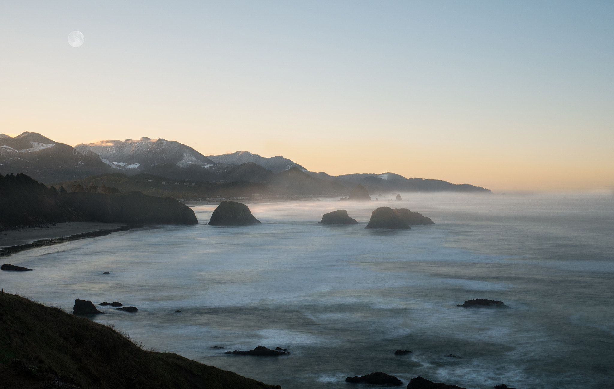 Panasonic Lumix DMC-GX7 sample photo. Cannon beach in feburary photography