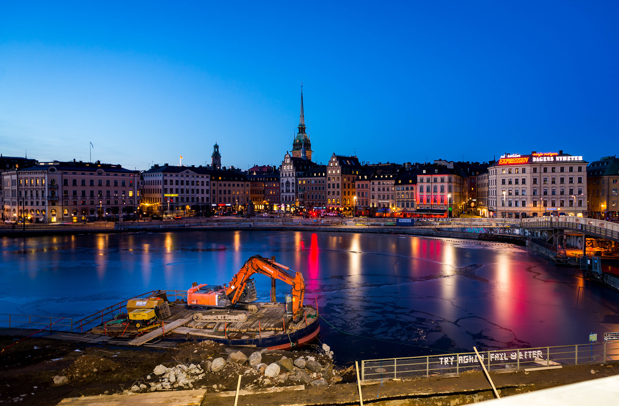 Nikon D600 + Nikon AF Nikkor 20mm F2.8D sample photo. Nya slussen photography