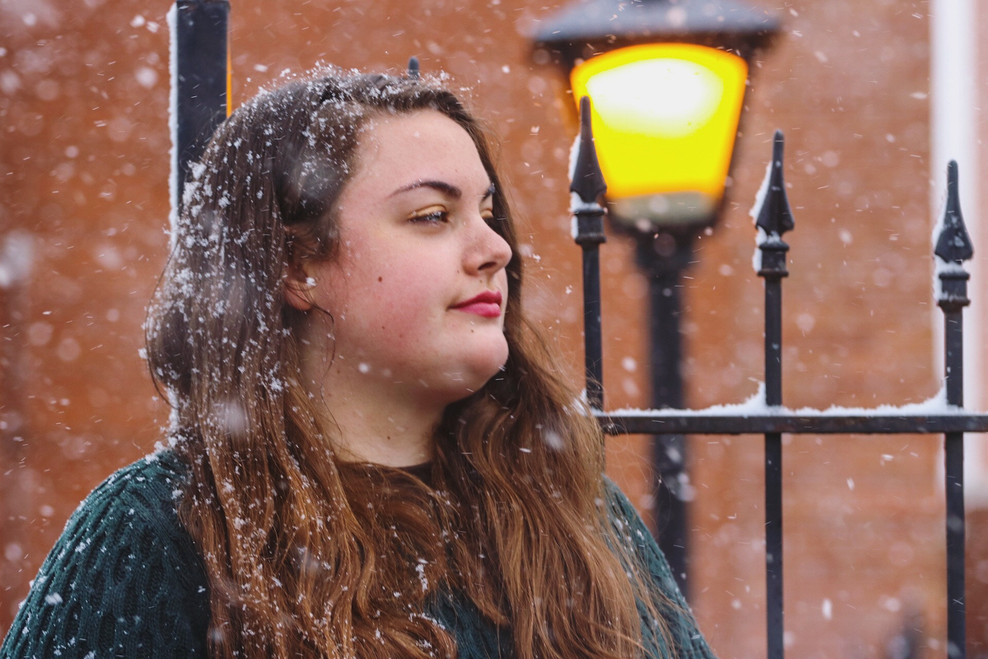 Canon EOS 750D (EOS Rebel T6i / EOS Kiss X8i) sample photo. My friend marie poses during a spring snowstorm for me. photography