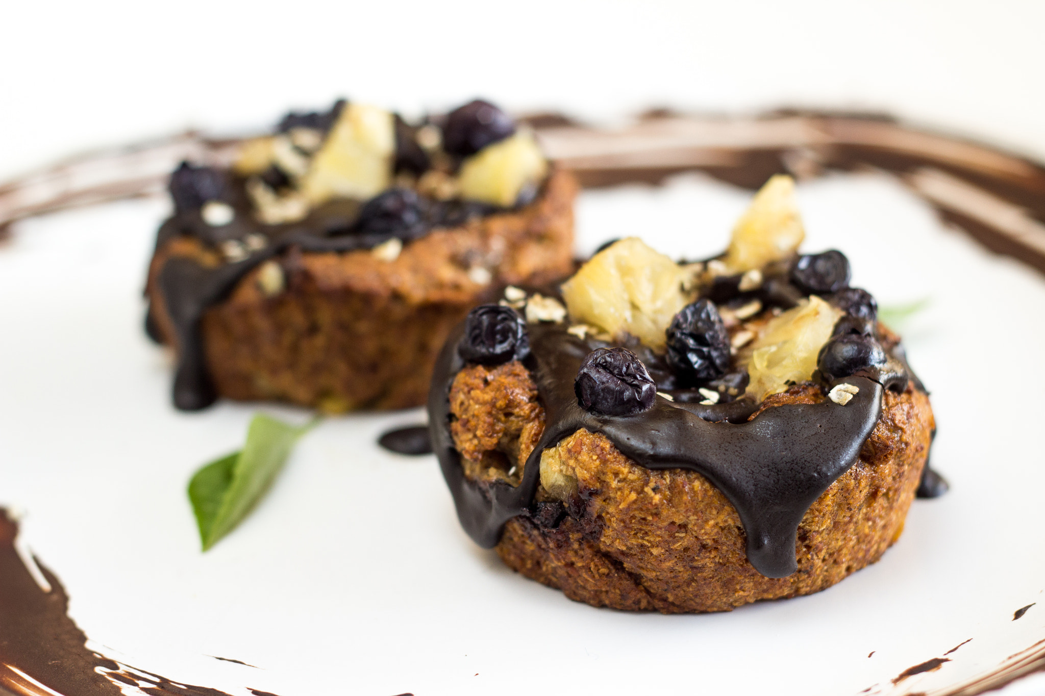 Canon EF 50mm F1.8 II sample photo. Muffins with chocolate photography