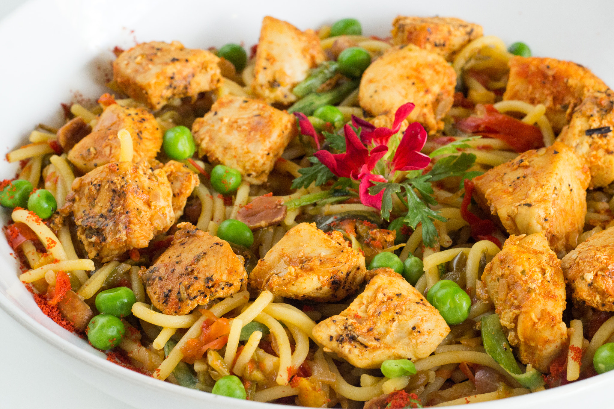 Canon EF 50mm F1.8 II sample photo. Pad thai photography