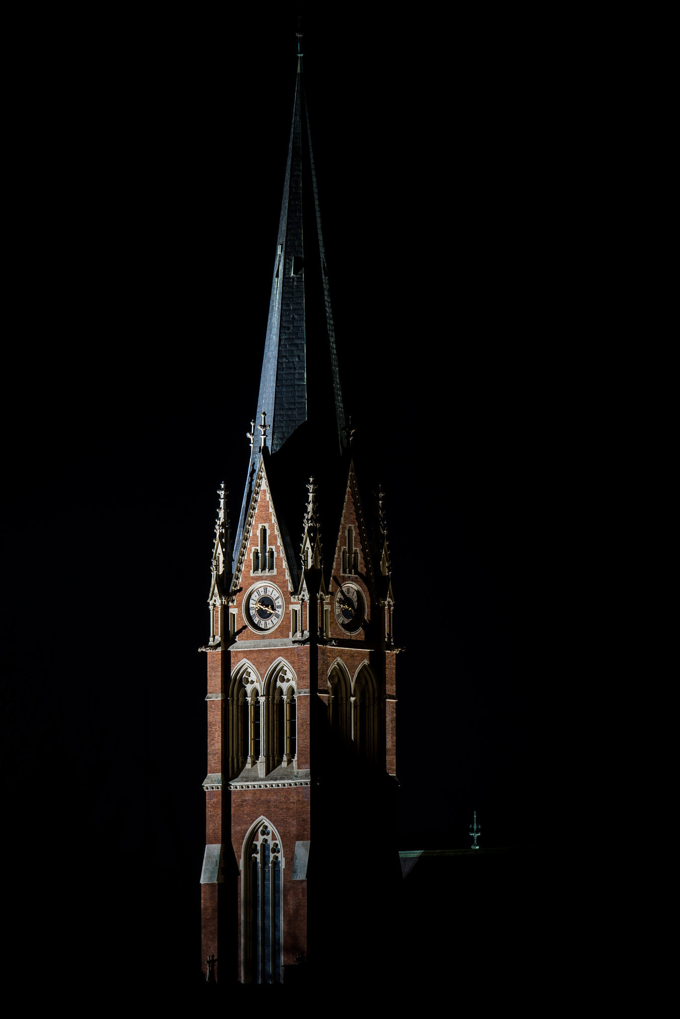 Sony a99 II + Tamron SP 70-200mm F2.8 Di VC USD sample photo. Herz-jesu-kirche photography