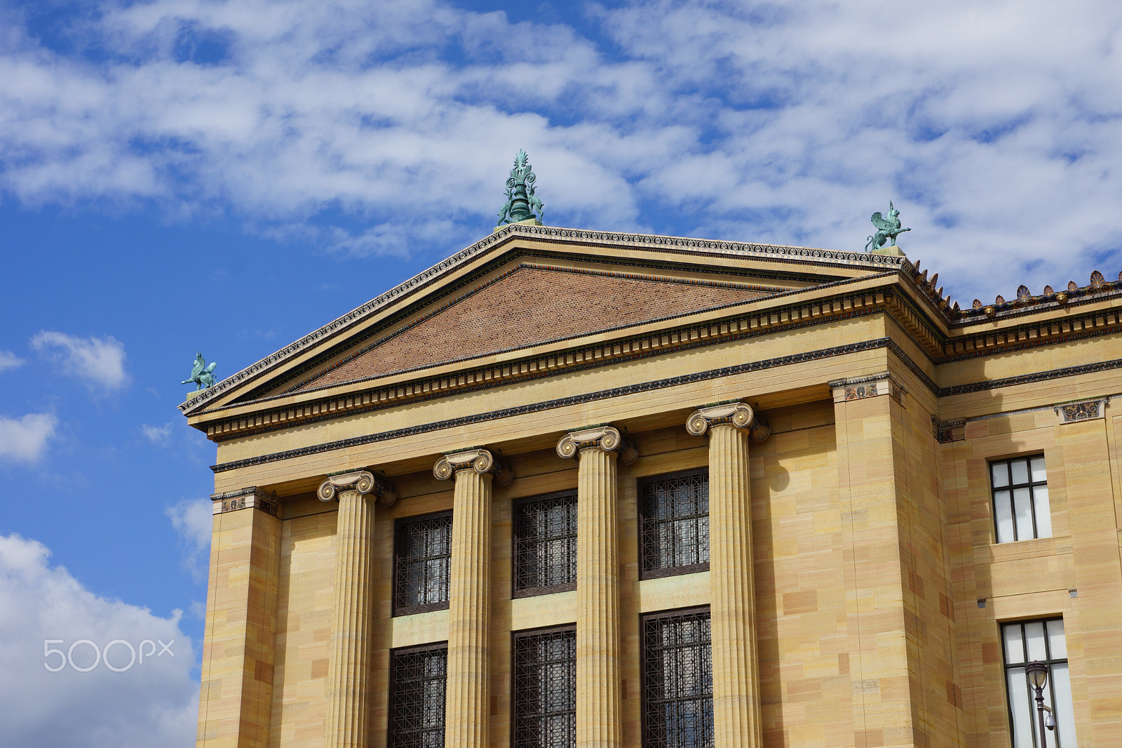 Sony E 18-55mm F3.5-5.6 OSS sample photo. Philadelphia museum of art photography