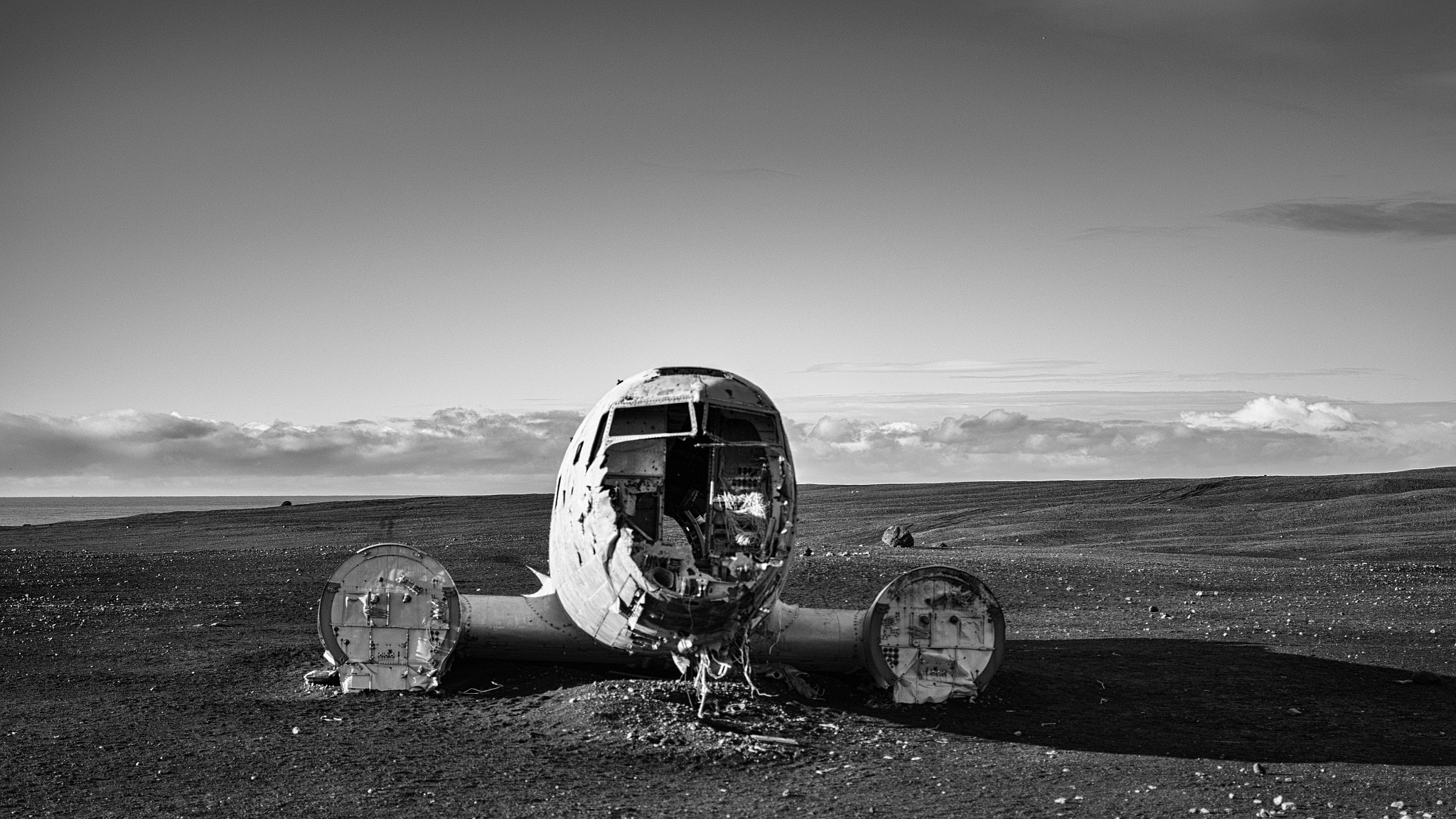 Pentax K-50 + Pentax smc DA 35mm F2.4 AL sample photo. Dc plane wreck, iceland photography