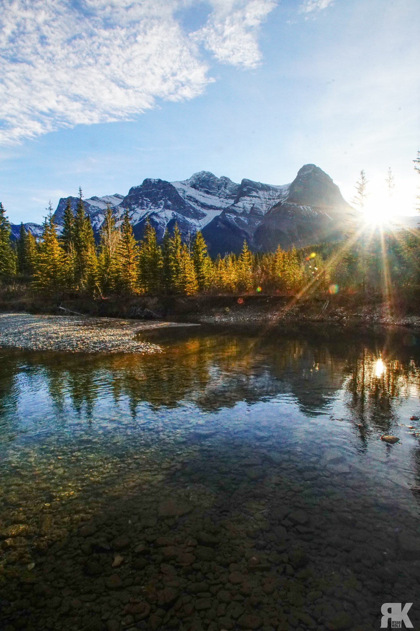 Sony ILCA-77M2 + DT 10-24mm F3.5-4.5 SAM sample photo. Ha ling peak photography