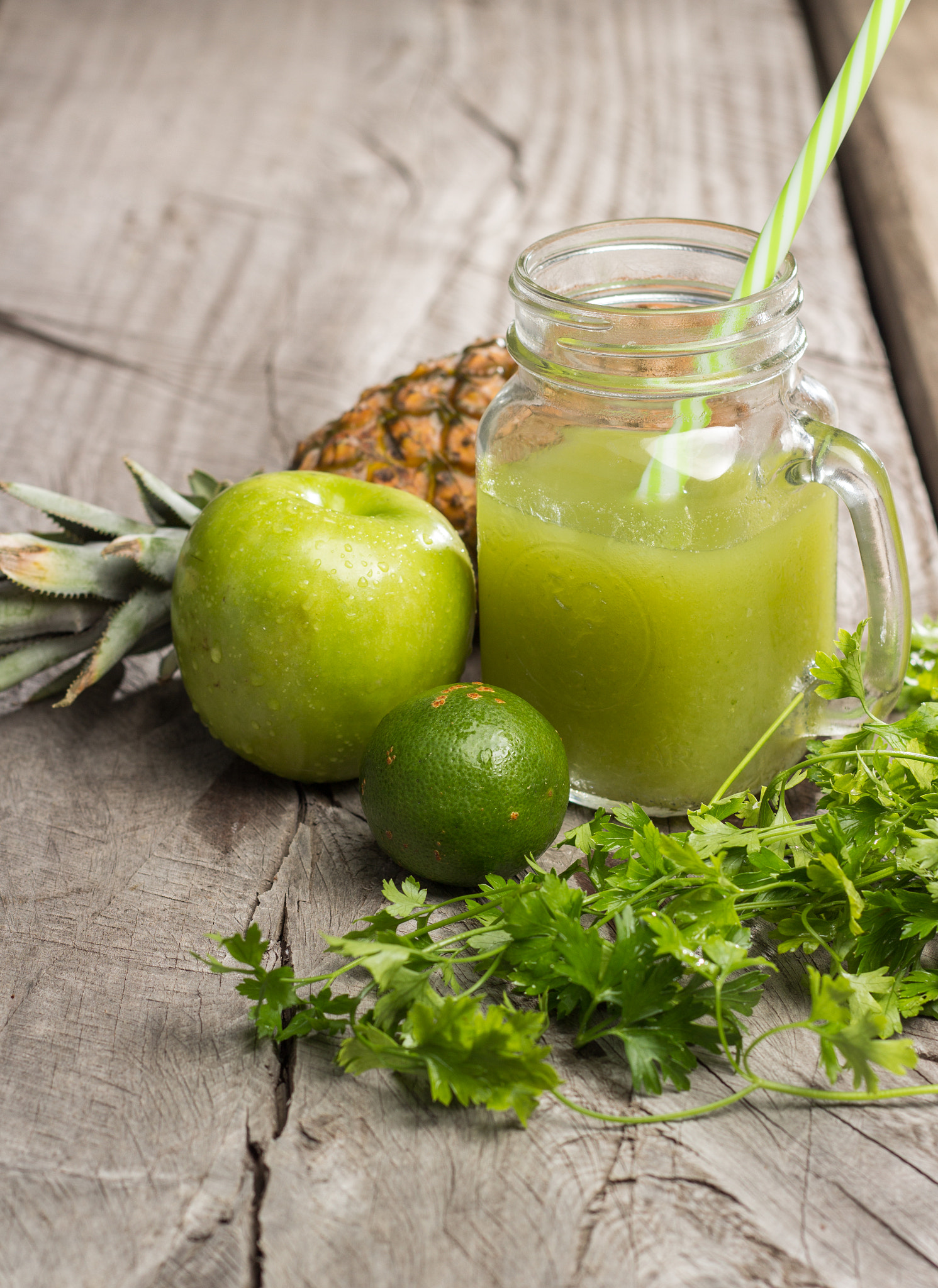 Canon EF 50mm F1.8 II sample photo. Green juice photography