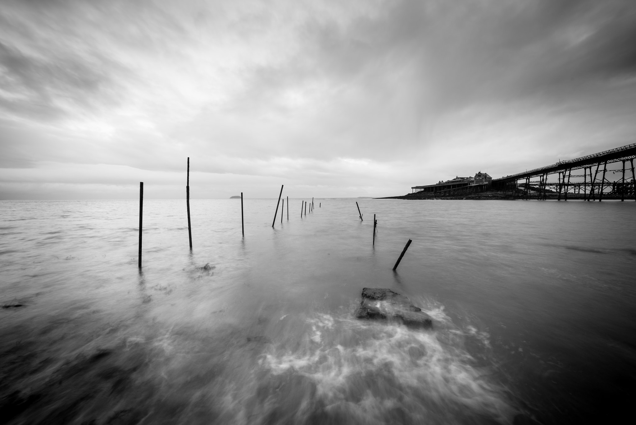 Samyang 14mm F2.8 ED AS IF UMC sample photo. Fisherman poles photography