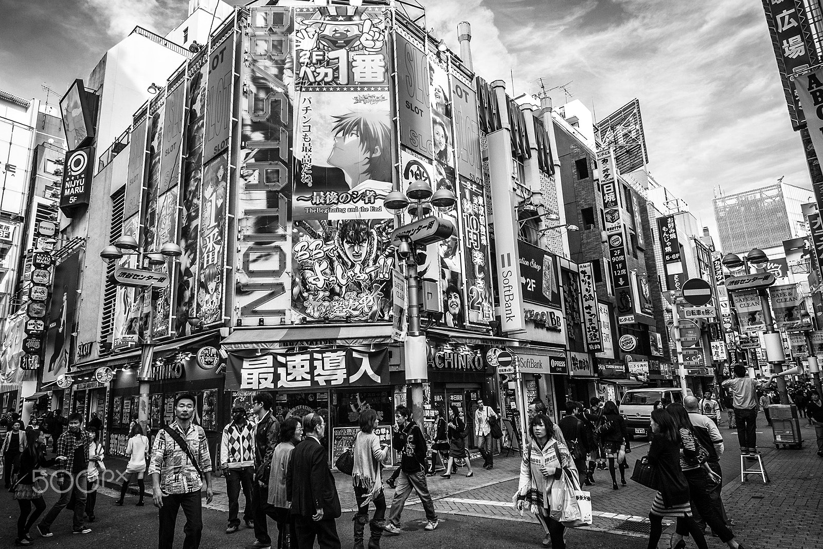 Canon EOS 40D sample photo. Shibuya street - tokyo - japan photography