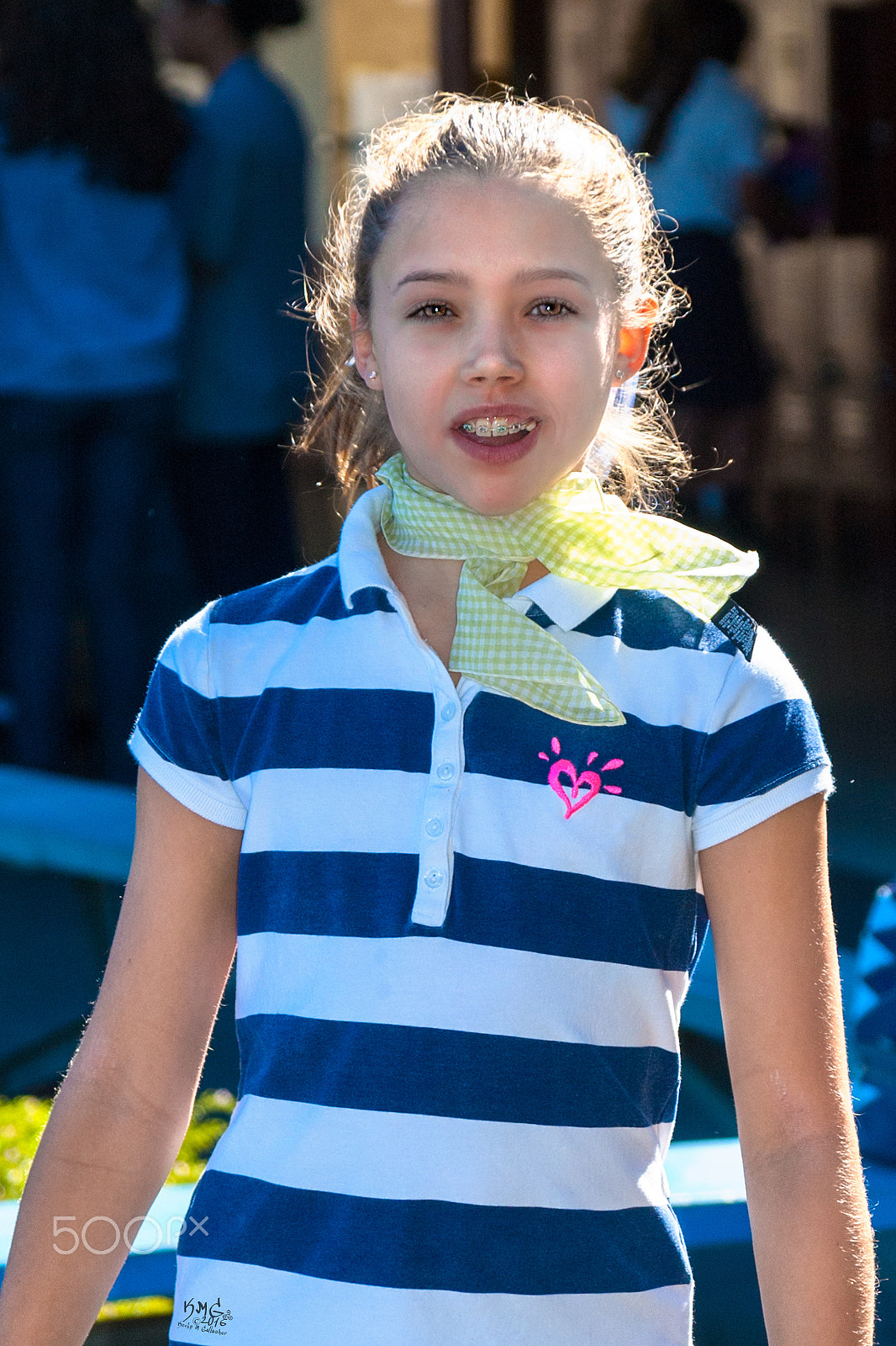 Nikon D70s sample photo. Stripes yellow scarf o photography
