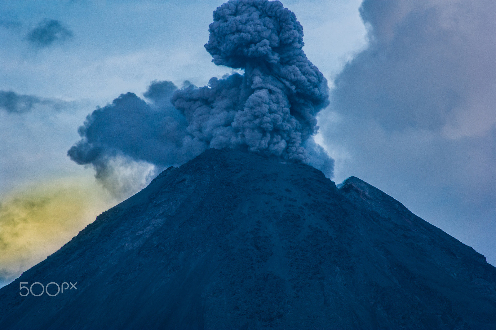 Sony 75-300mm F4.5-5.6 sample photo. Ashes and smoke erupting from the crater photography