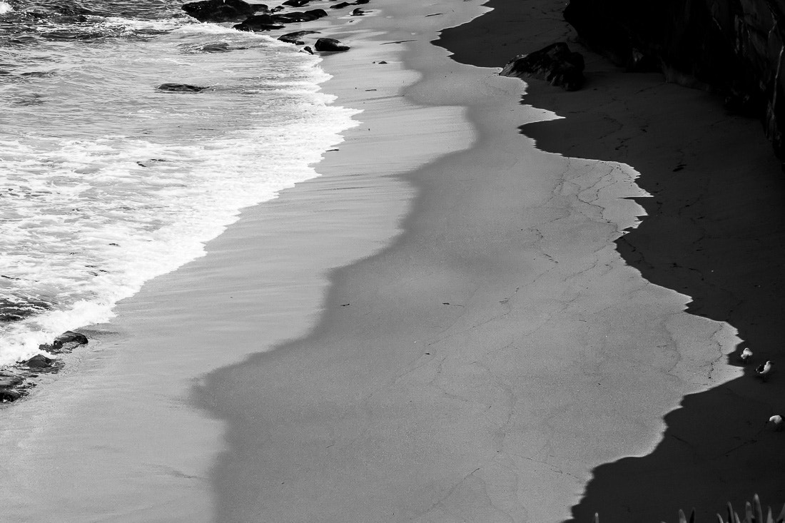 Nikon D5500 sample photo. Waves, sand, and shadow, la jolla ca, 2017 photography