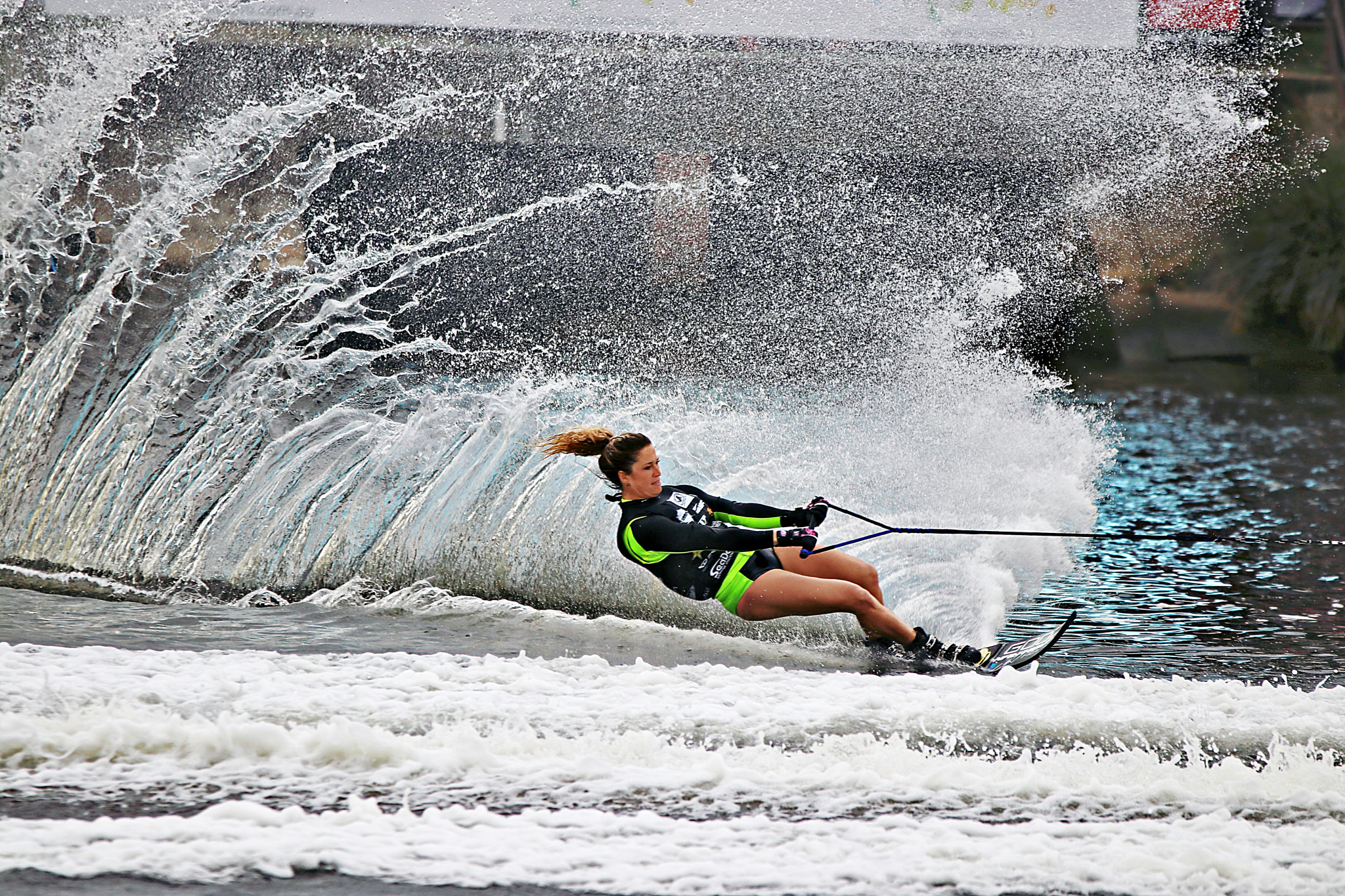 Sigma 70-200mm F2.8 EX DG OS HSM sample photo. Moomba festival 2017 water ski - melbourne (1) photography