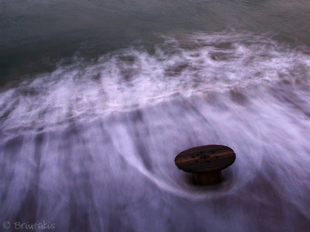 Olympus E-400 (EVOLT E-400) sample photo. The cable reel photography