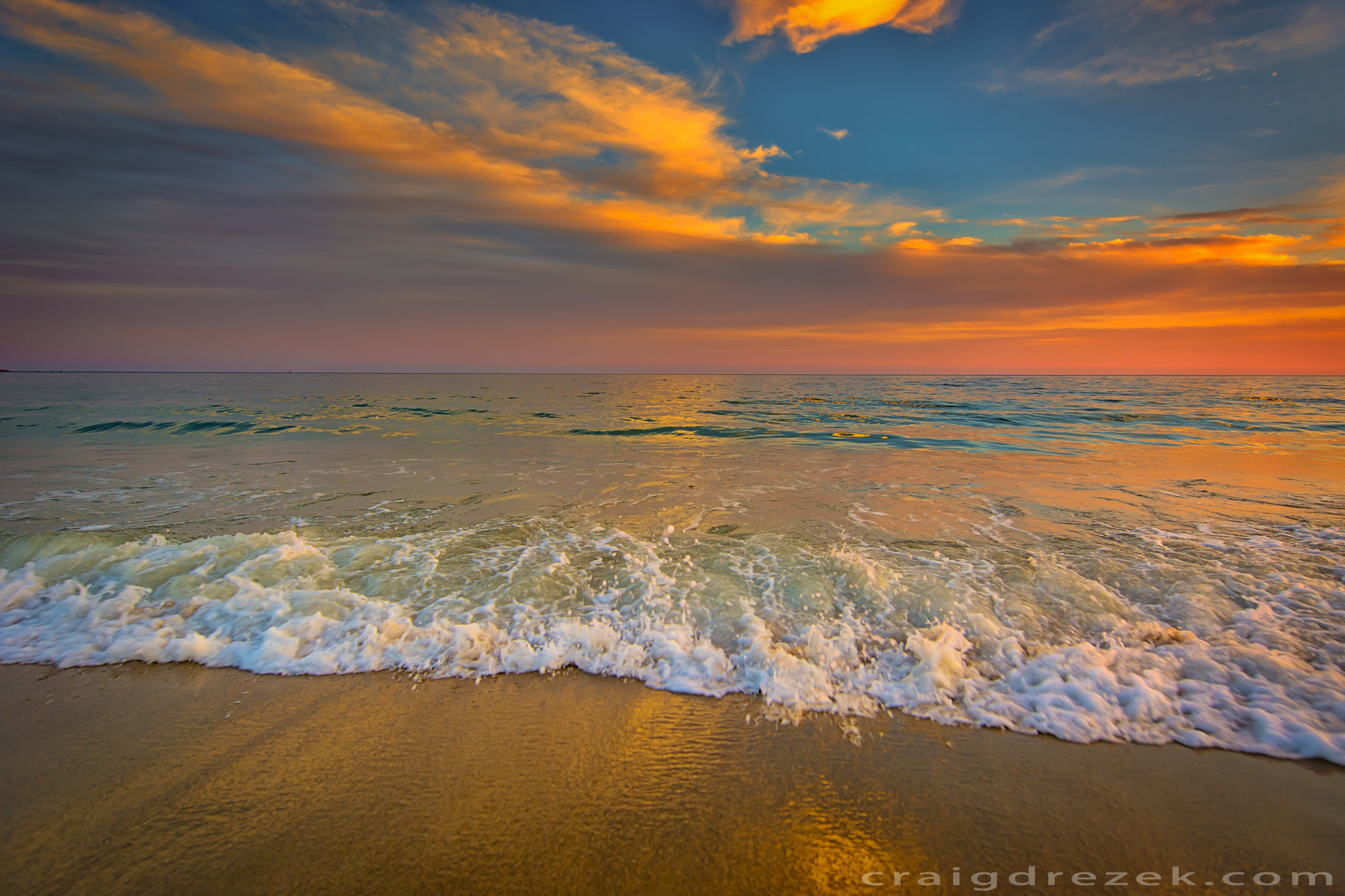 Nikon AF-S Nikkor 14-24mm F2.8G ED sample photo. Ocean color.... photography