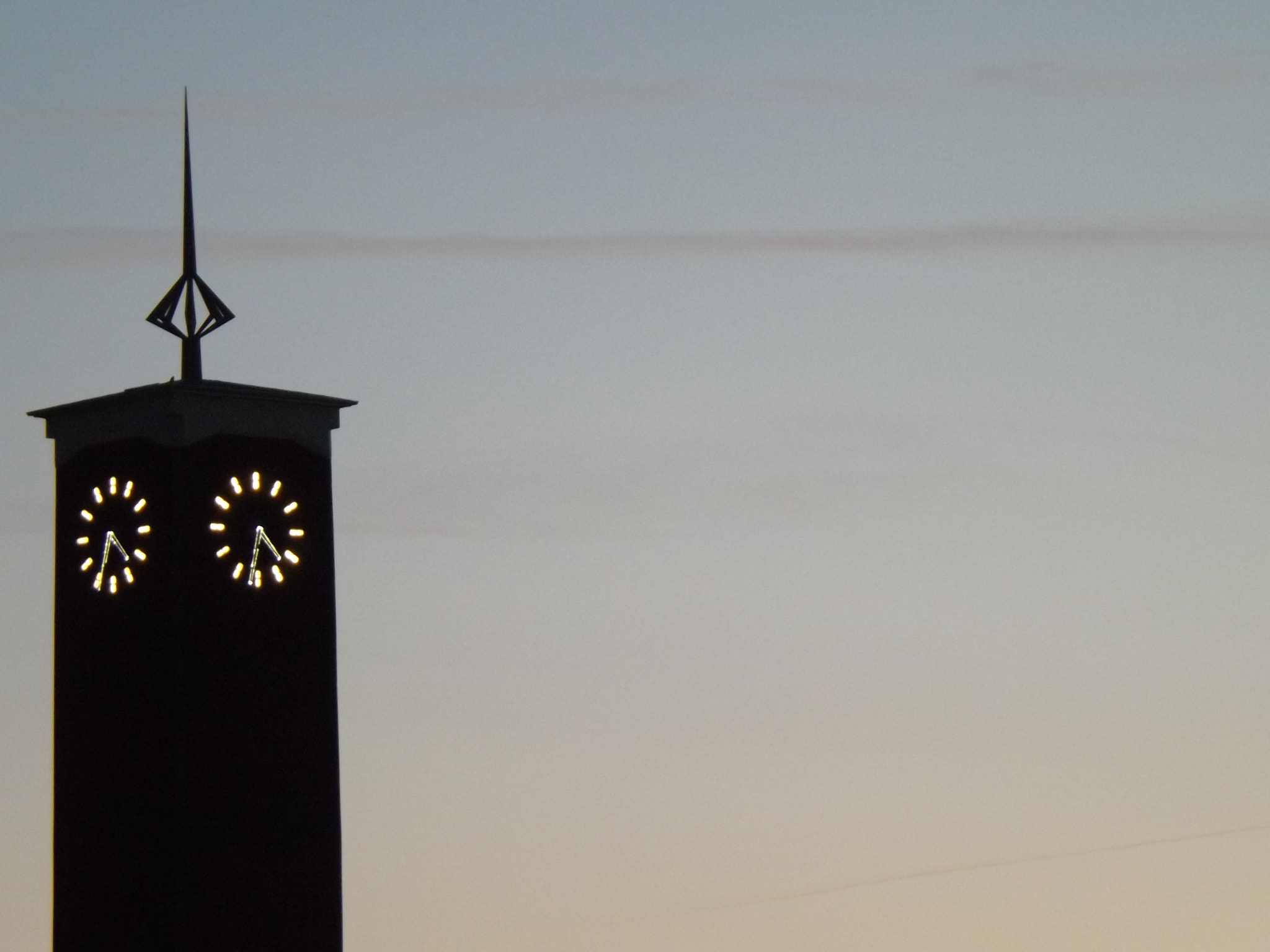 Fujifilm FinePix SL300 sample photo. Clocktower photography