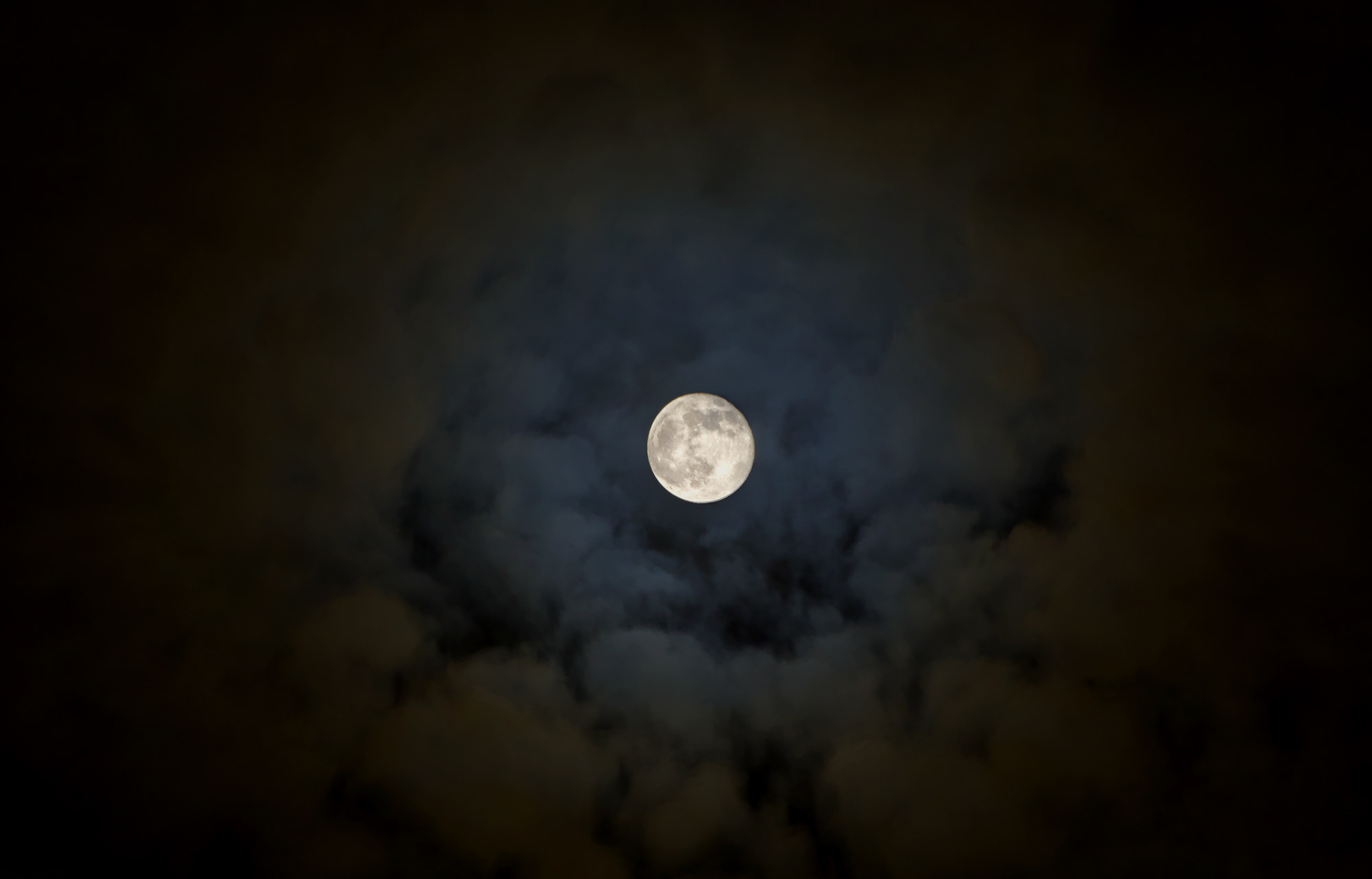 Canon EOS 6D + Tamron SP 70-300mm F4-5.6 Di VC USD sample photo. A pretty full moon among beautiful clouds (2) photography