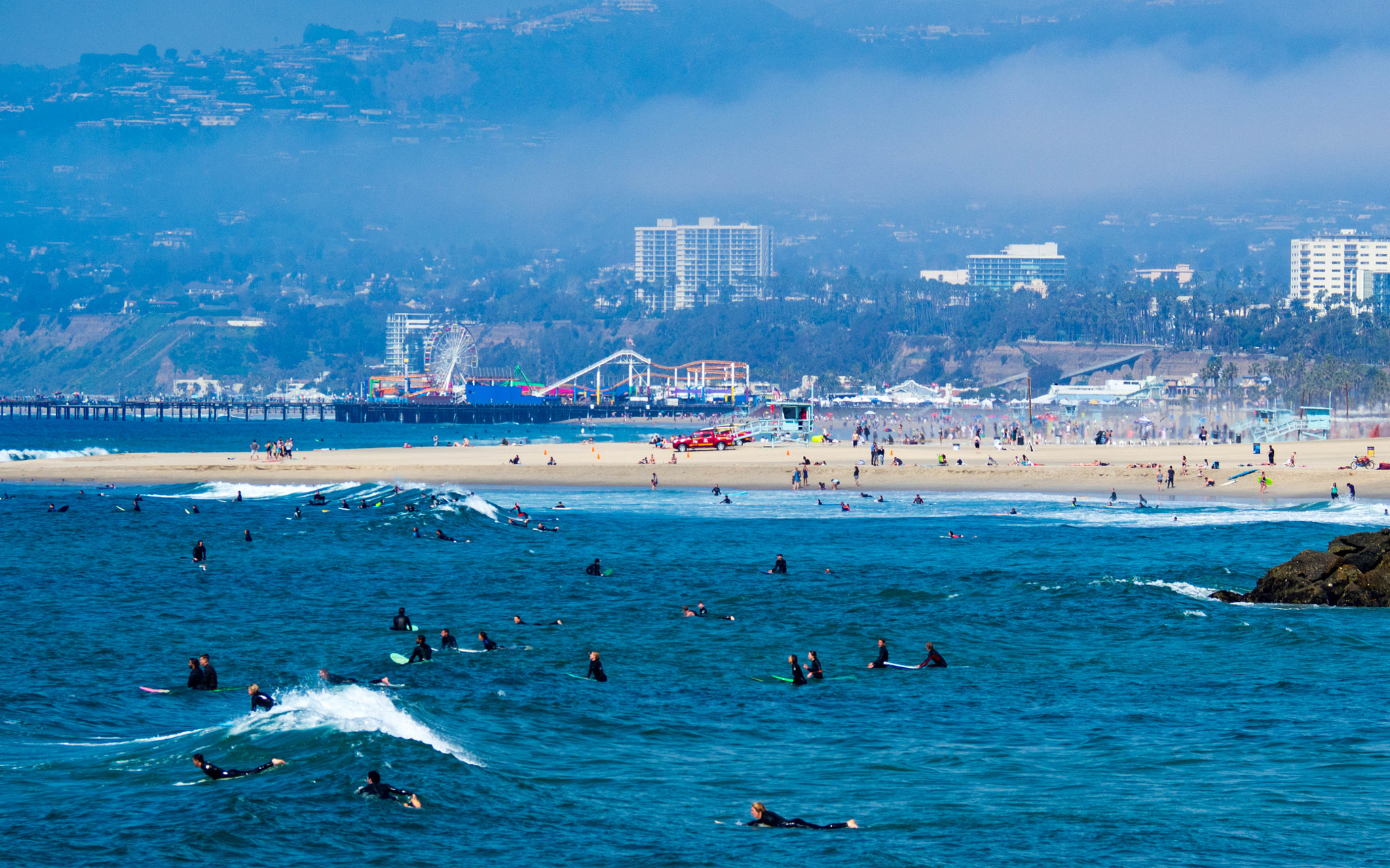 Olympus OM-D E-M10 sample photo. Surfs up for everyone photography