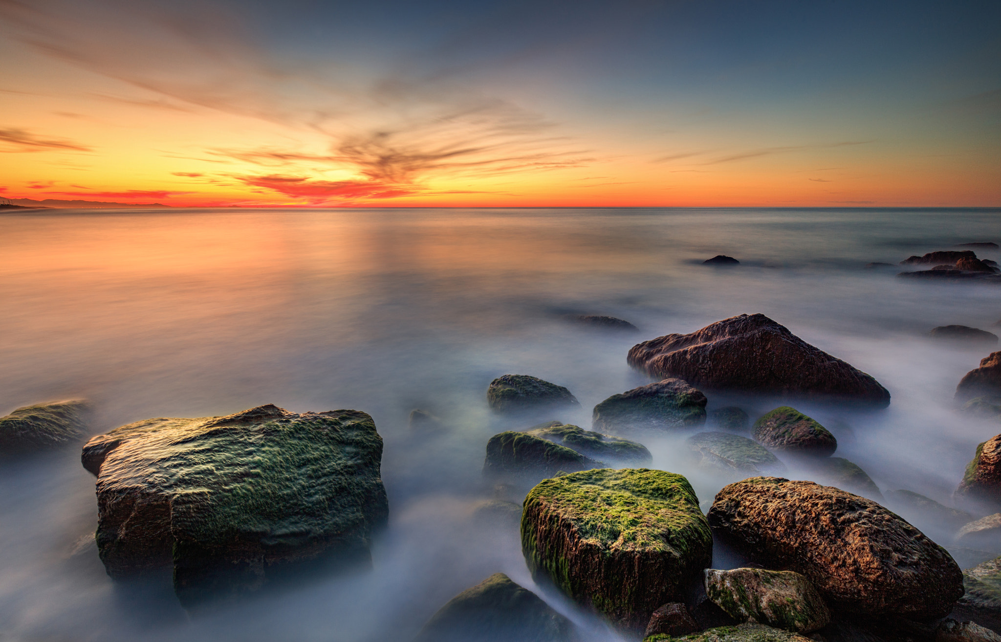Canon EF 16-35mm F4L IS USM sample photo. Seascape photography