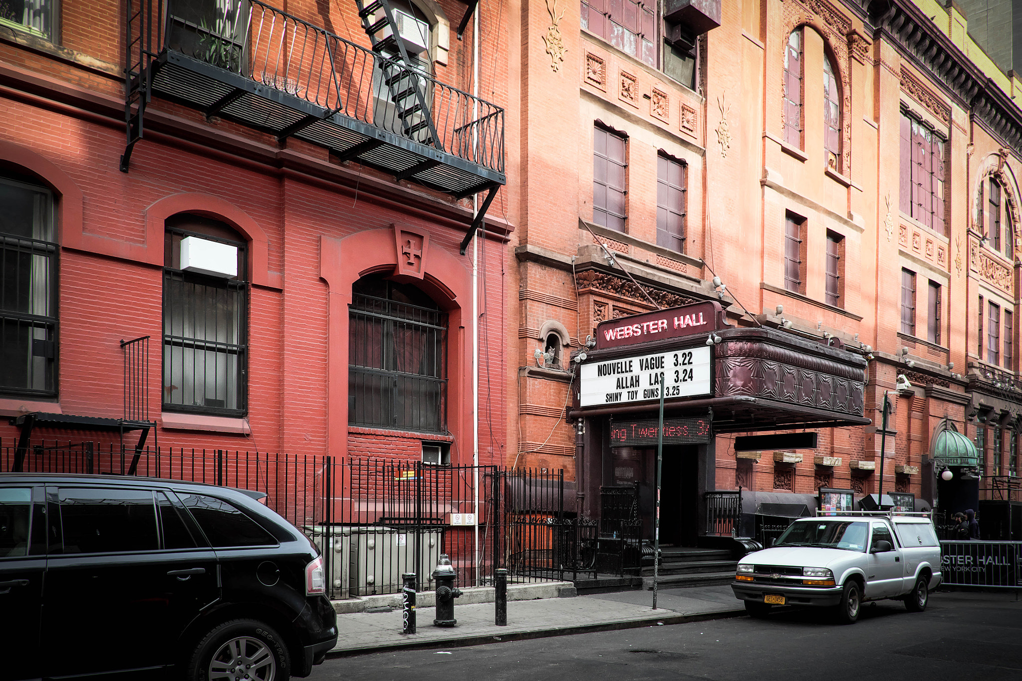 Fujifilm X-T10 + Fujifilm XF 18mm F2 R sample photo. Nyc february 2017 photography