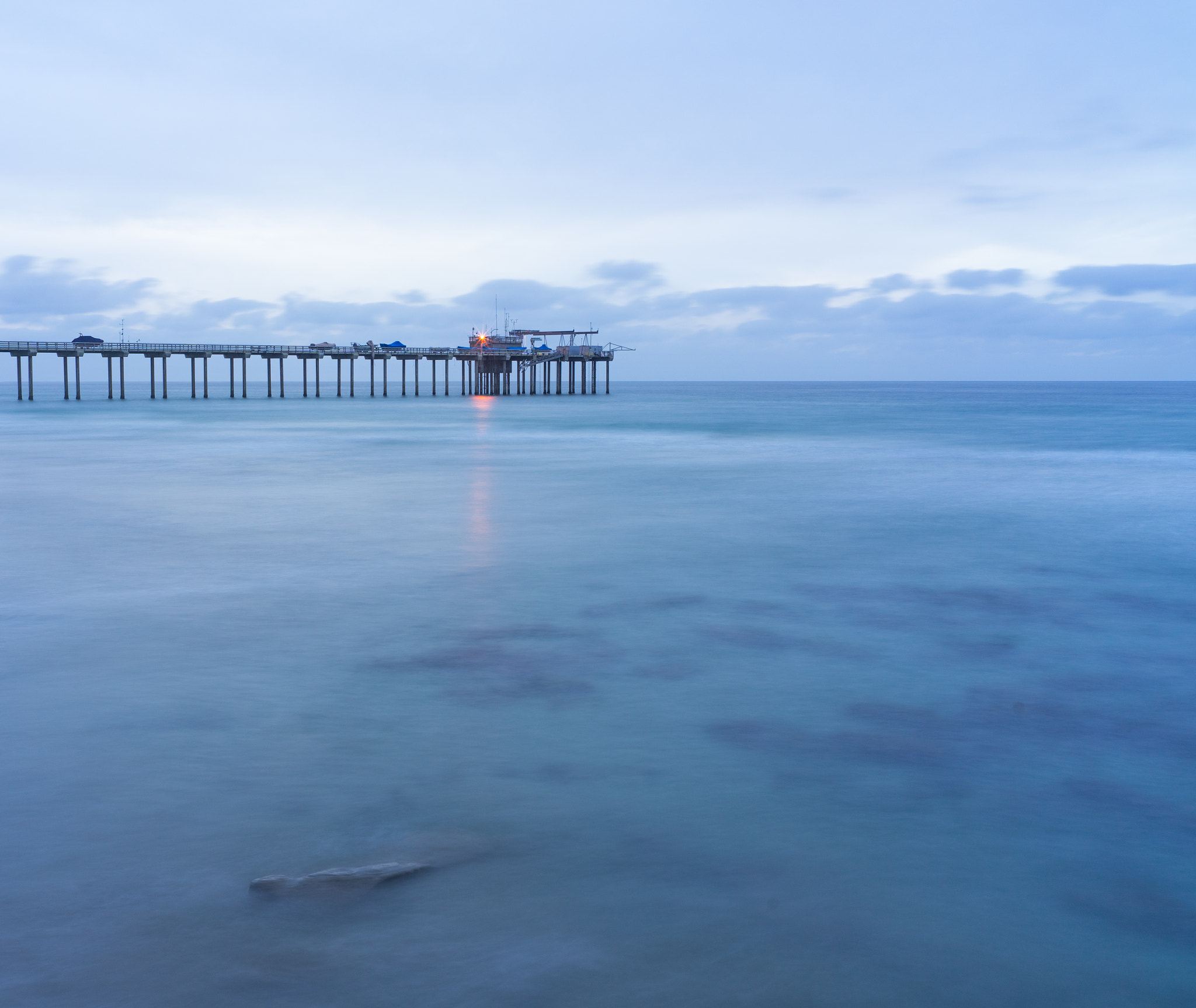 Sony a7 II + E 35mm F2 sample photo. Scripps pier photography