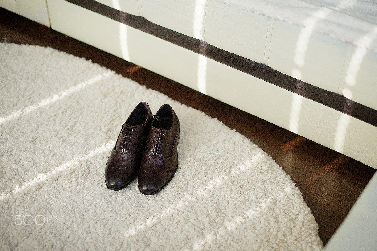 Nikon D700 + Nikon AF-S Nikkor 50mm F1.4G sample photo. Black men's shoes lying on the floor. wedding concept photography