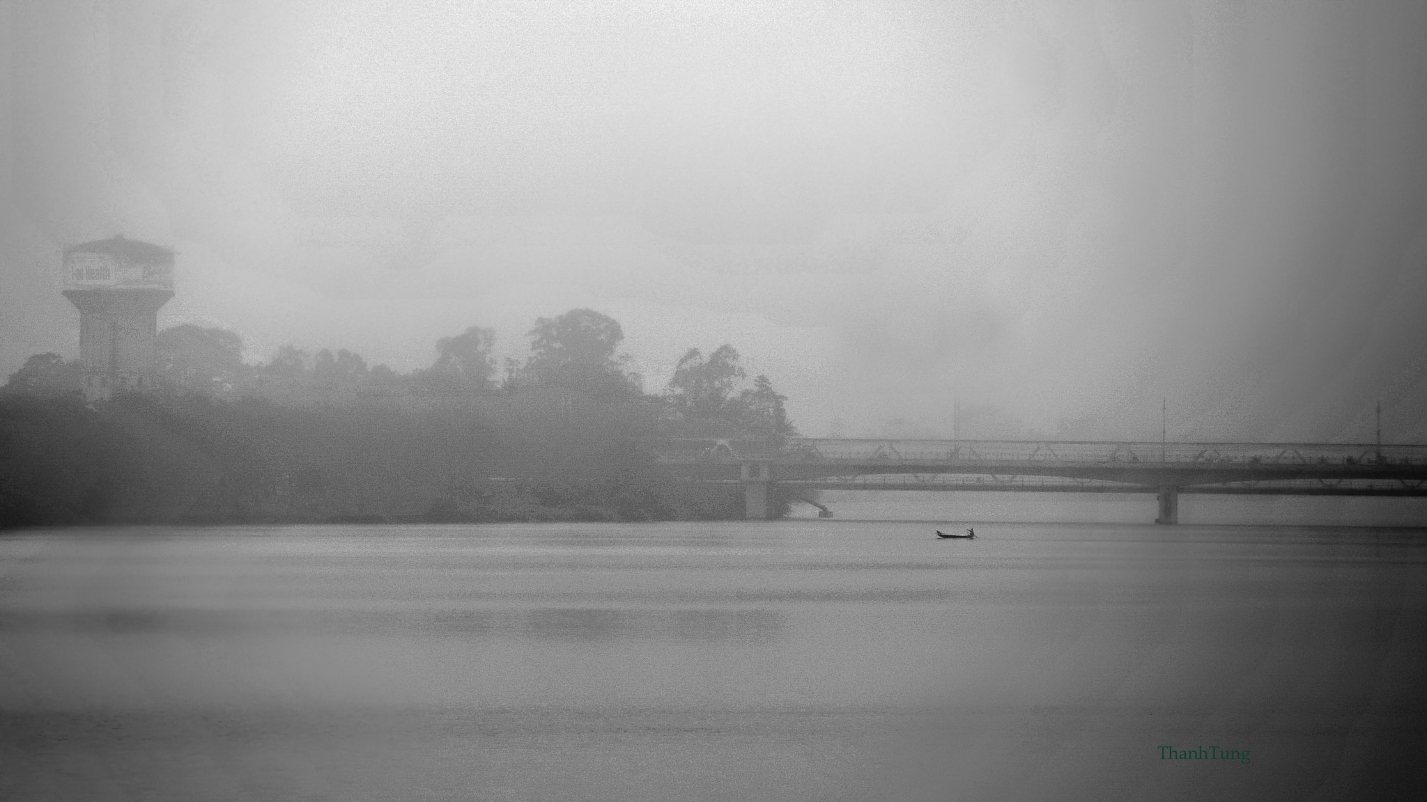 Nikon D3 + Nikon AF-Nikkor 80-200mm F2.8D ED sample photo. A morning on the foggy river photography