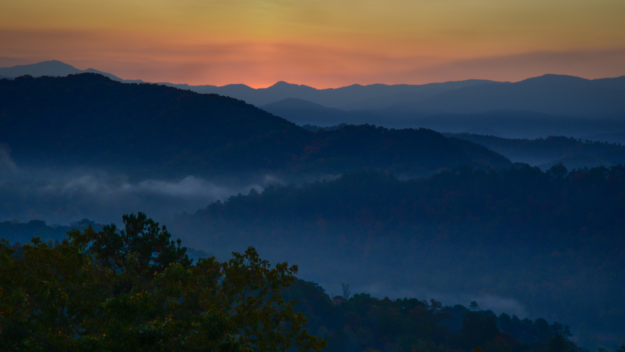 Nikon D800 sample photo. Smokey mountain sunrise photography