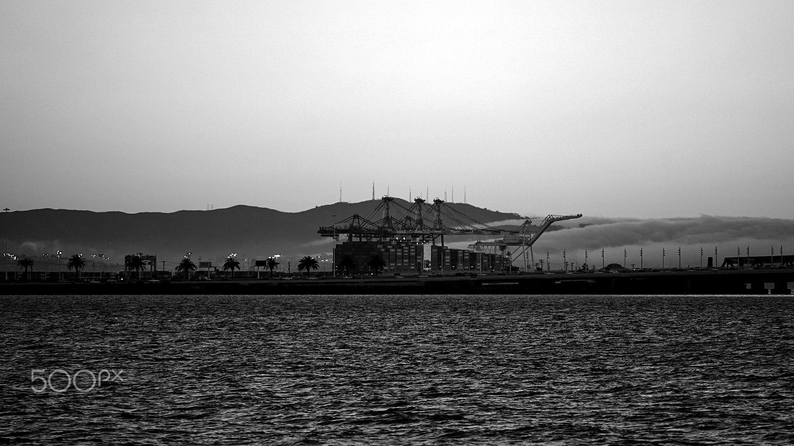 Sony a7S II + Sony FE 70-200mm F4 G OSS sample photo. Oakland harbor photography