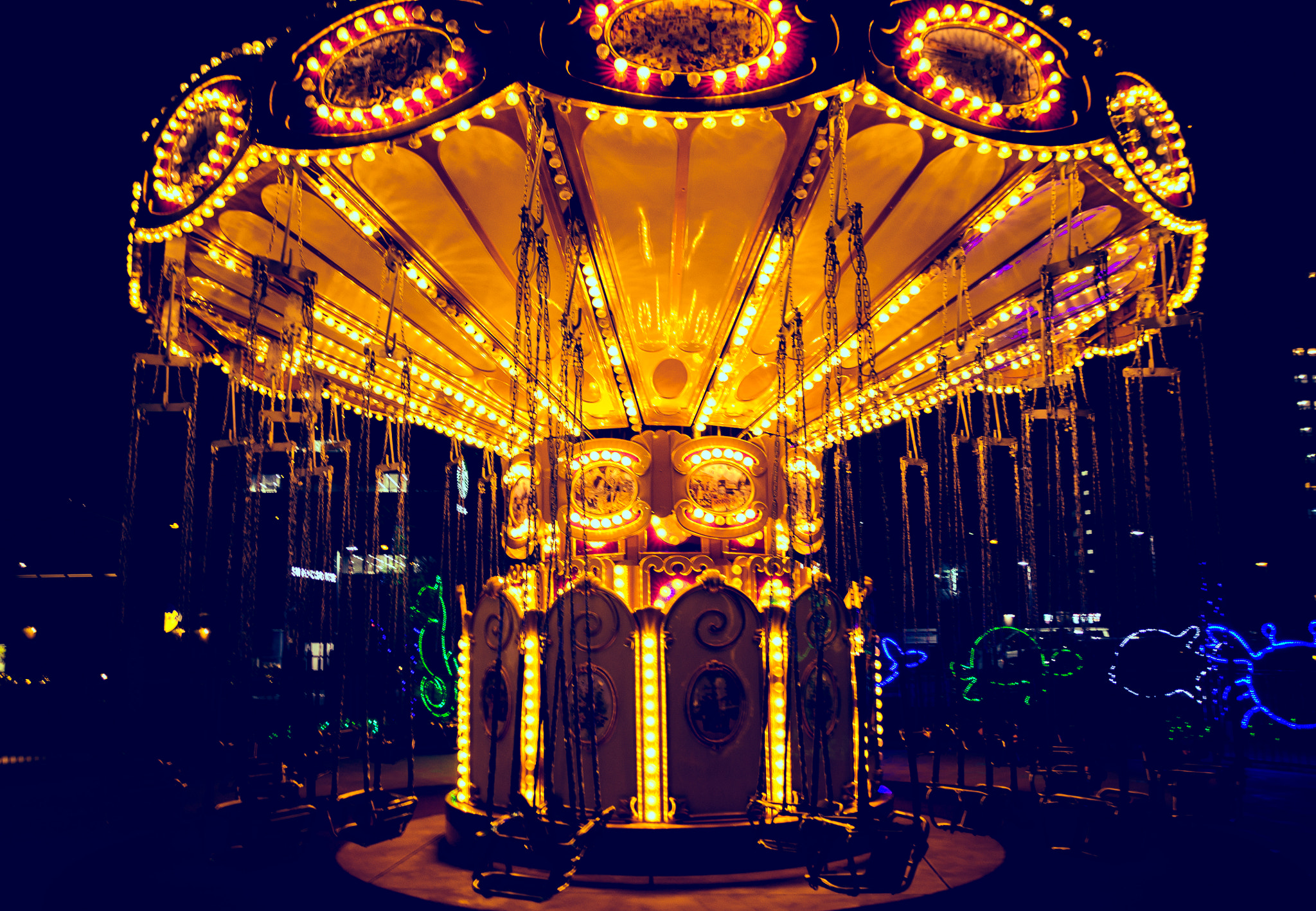 Nikon D7200 sample photo. Merry go round photography