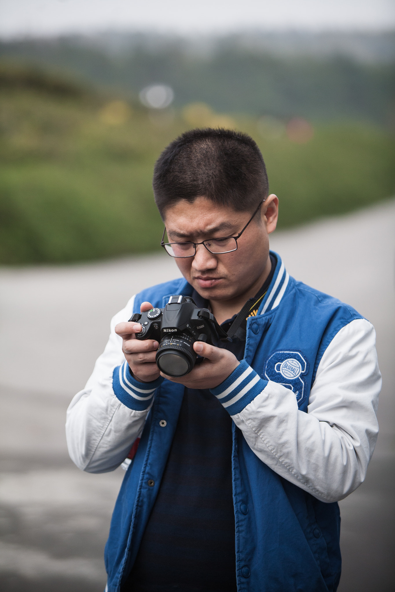 Canon EF 70-200mm F2.8L IS USM sample photo. "what the...?" photography