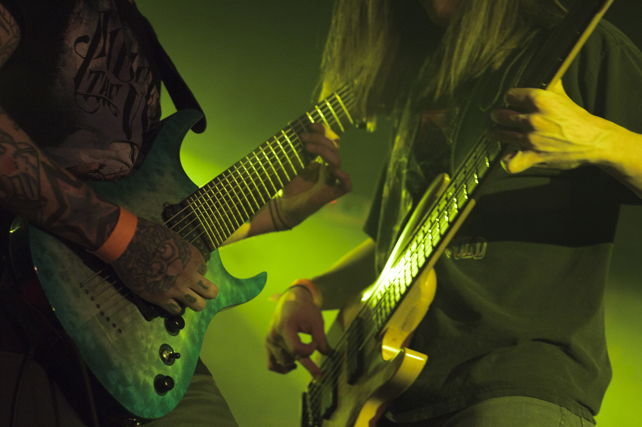 Canon EOS 550D (EOS Rebel T2i / EOS Kiss X4) sample photo. Dueling guitars photography