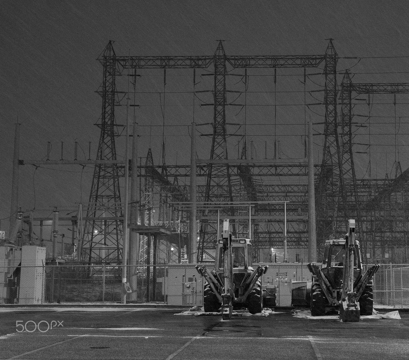 Sigma 17-50mm F2.8 EX DC OS HSM sample photo. Grid photography