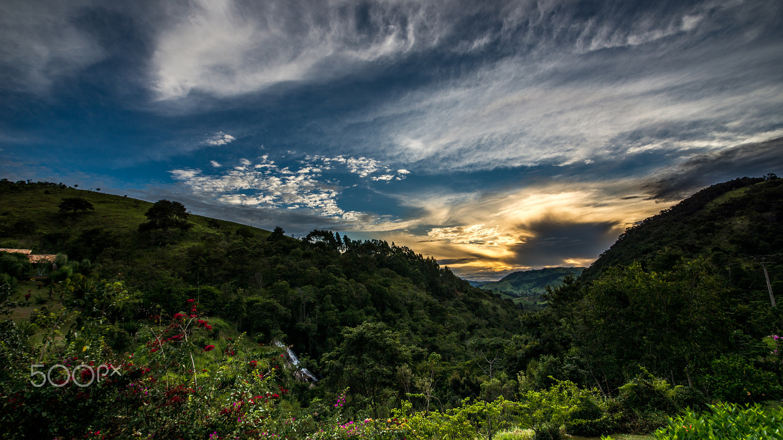 Nikon D610 + Sigma 12-24mm F4.5-5.6 II DG HSM sample photo. Por do sol photography